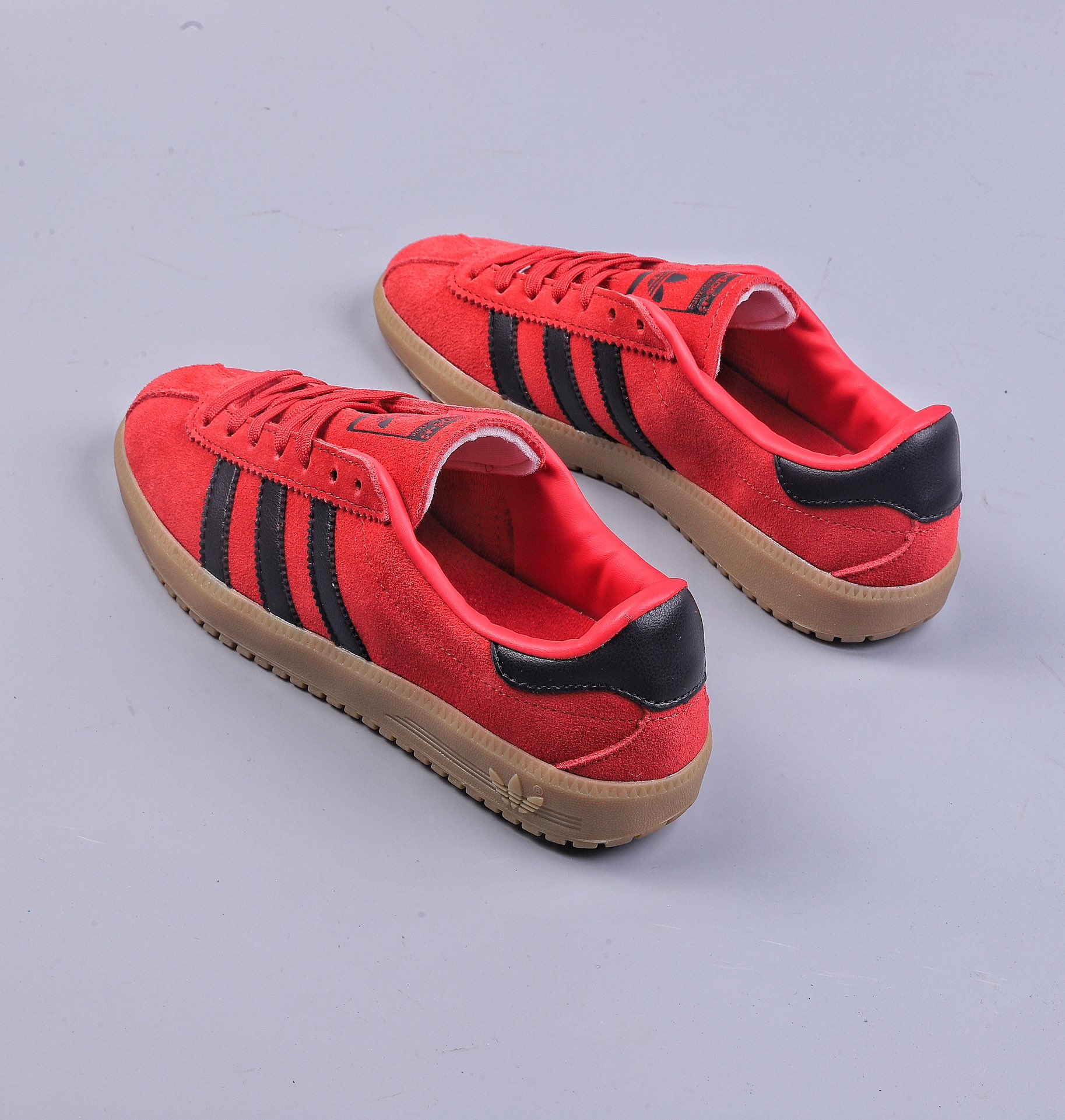 Adidas Originals Bermuda Retro Single Product Series Retro Sports Shoes AQ1047