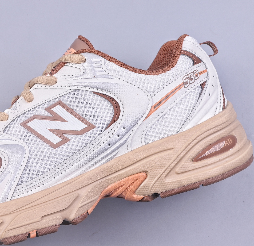 180 DT NEW BALANCE MR530系列复古老爹风网布跑步休闲运动鞋 MR530NI