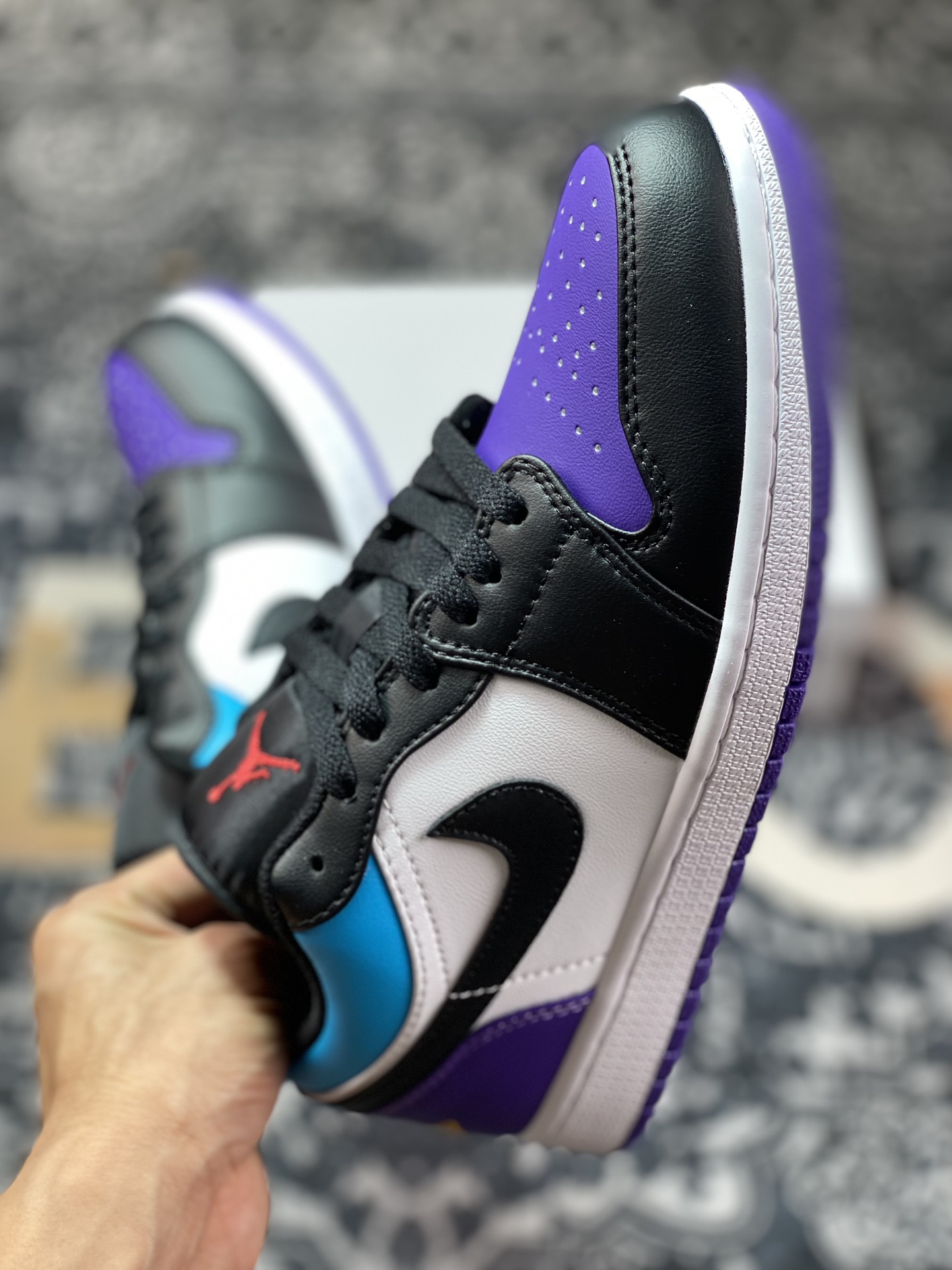 Air Jordan 1 Low White Black Purple 553558-154