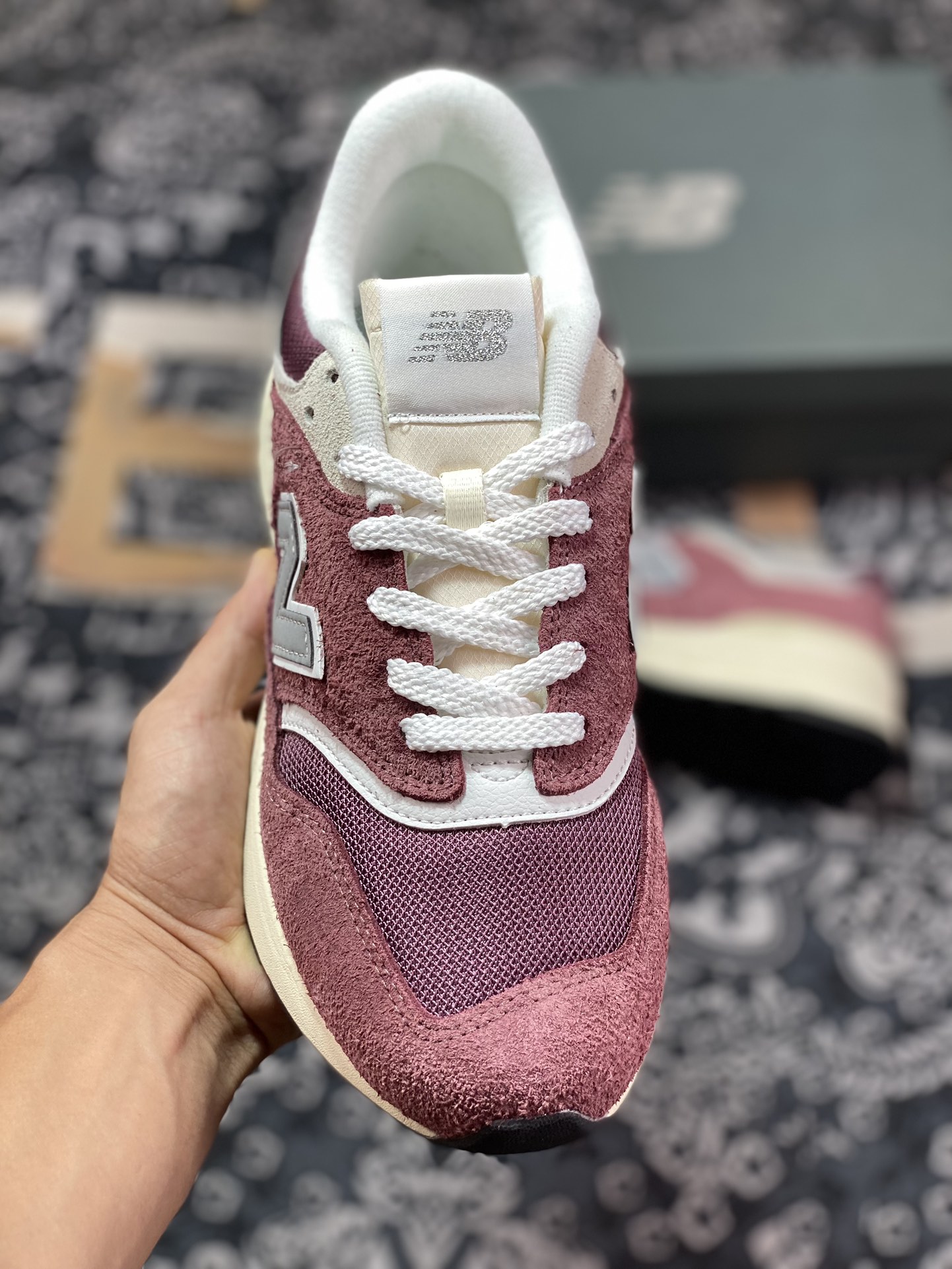 New Balance 997R ”Wine Red” improved series low-top classic retro thick-soled casual sports jogging shoes ”Wine Red Beige” U997RCC