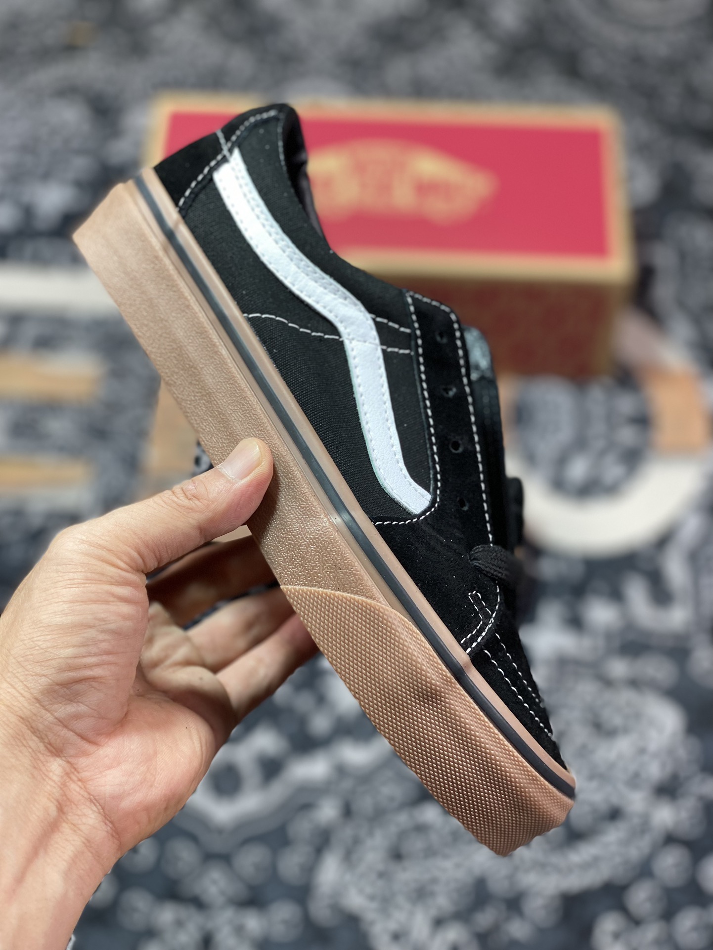 Vans Sk8-Low Black Rubber Vans new black retro street rubber cowhide sole