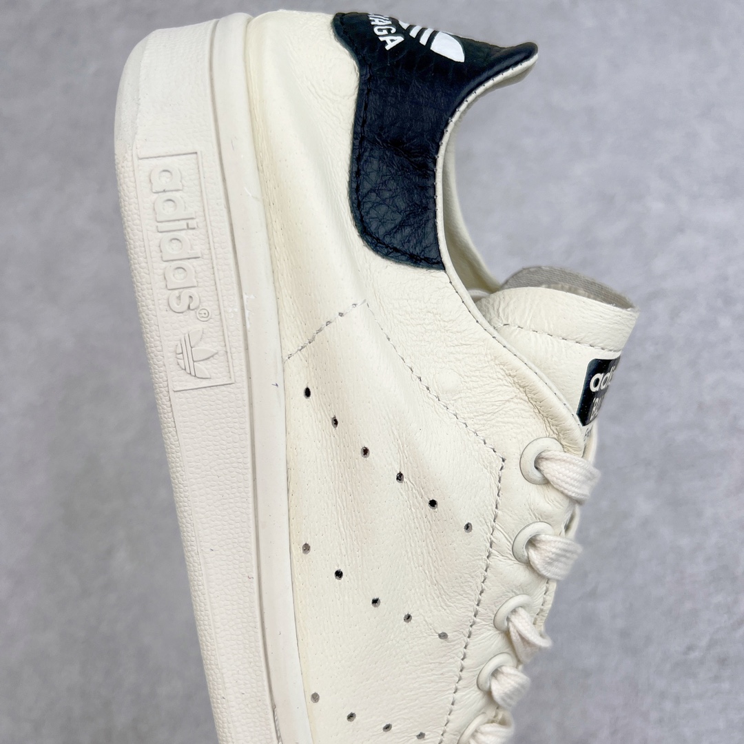 图片[6]-💰160 ＃纯原福利‼Balenciaga x Adidas Originals StanSmith 巴黎世家阿迪达斯联名款史密斯做旧风运动鞋 设计简洁 其流线鞋头设计和疏孔三间成为全球的时尚指标 这种皮革运动鞋配备饰有三叶标志的鞋踭垫 皮革衬里缔造舒适的穿着体验 尺码 35 36 37 38 39 40 41 42 43 44 45 编码：Xby2936030-运动鞋