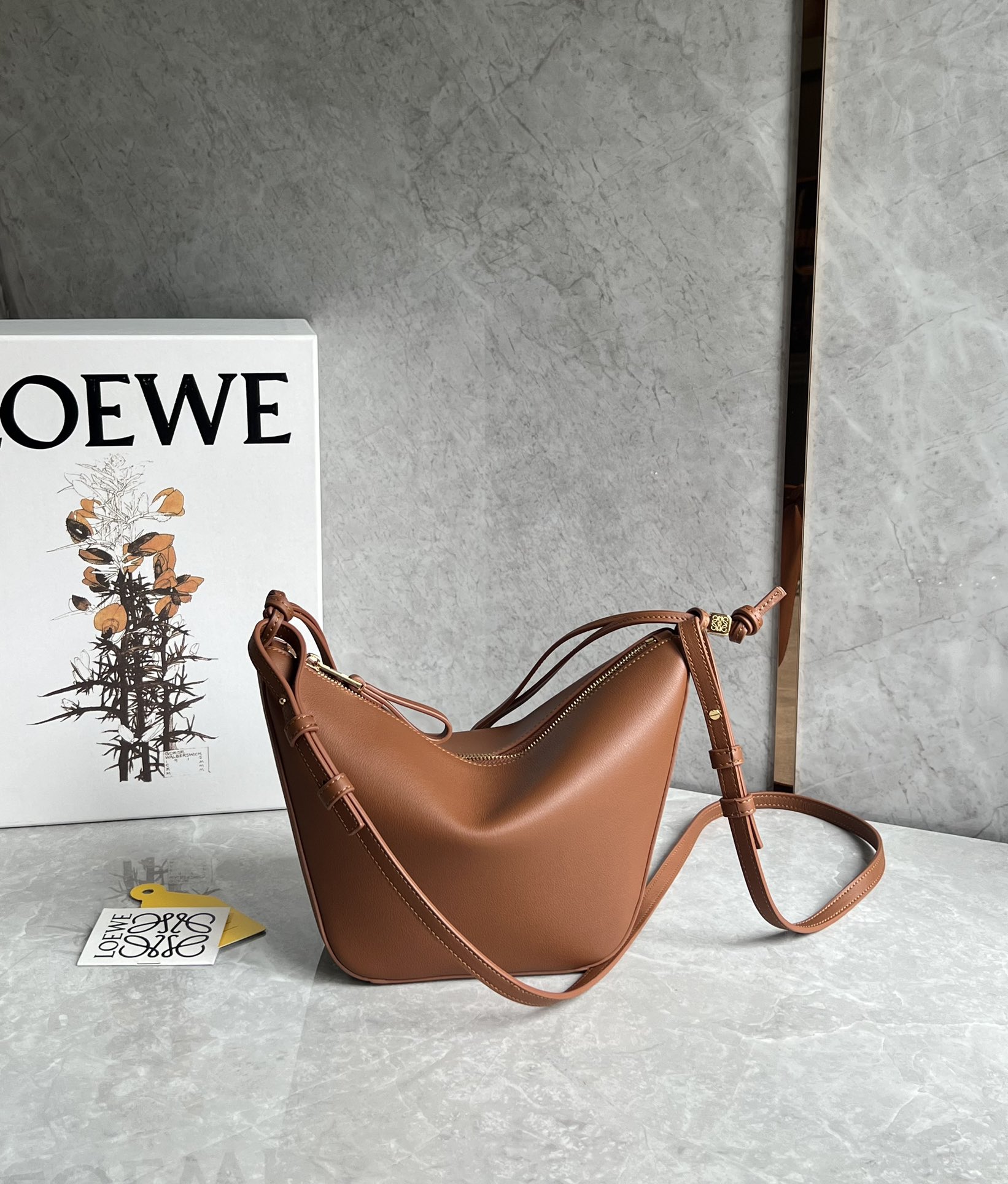 Loewe Hammock Perfect
 Crossbody & Shoulder Bags Cowhide Underarm