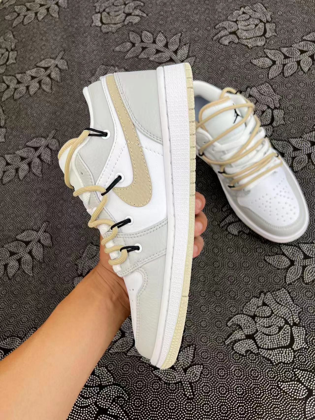 ? 正品定制 Aj1 Low 鳄鱼皮卡其灰?