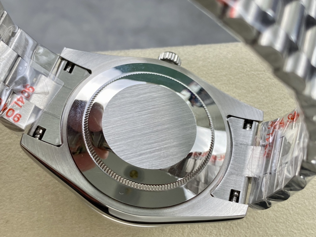 SK厂 劳力士Rolex 双历 星期日志型シリーズ 40mmの自動腕時計