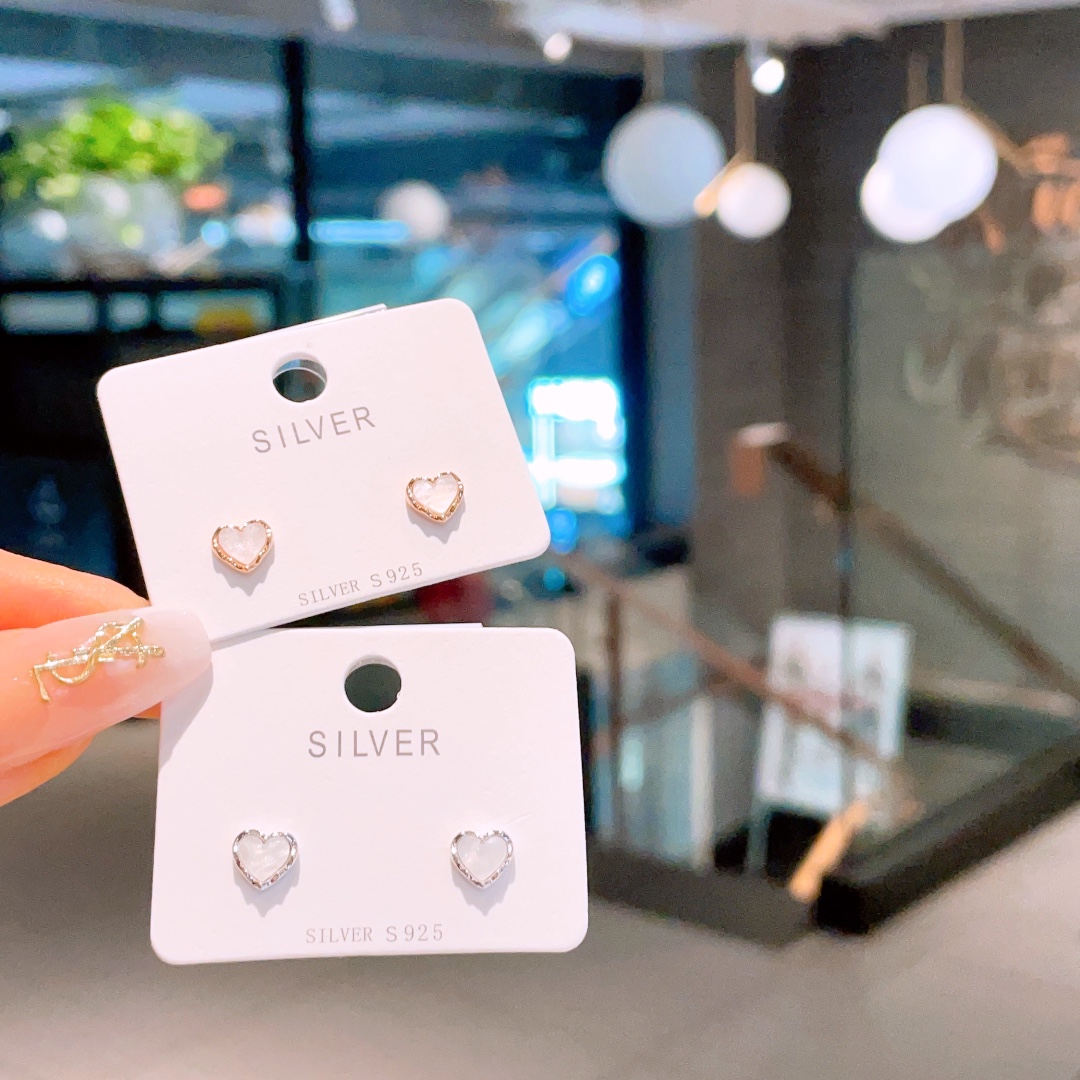 レトロアレルギー対応シルバーイヤリングシルバー 母の誕生日