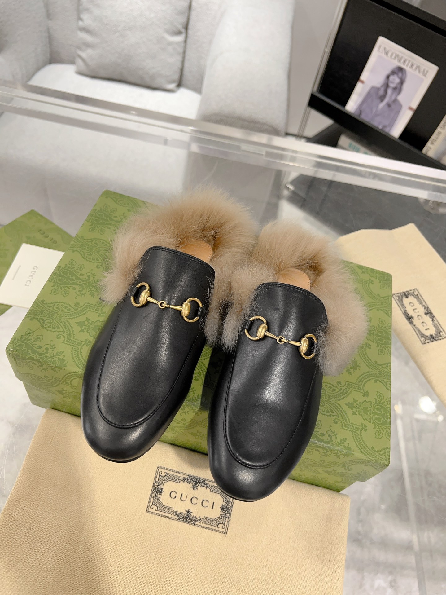 Gucci Pół kapcie Klapki buty mules Letnie kapcie Prawdziwa skóra Jagnięca Kolekcja jesienna/zima Fashion