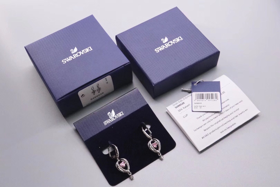  Swarovski 热气球 粉色心形跳动水晶 耳环

这款华丽的设计是以热气球为灵感，象征一段旅程和新