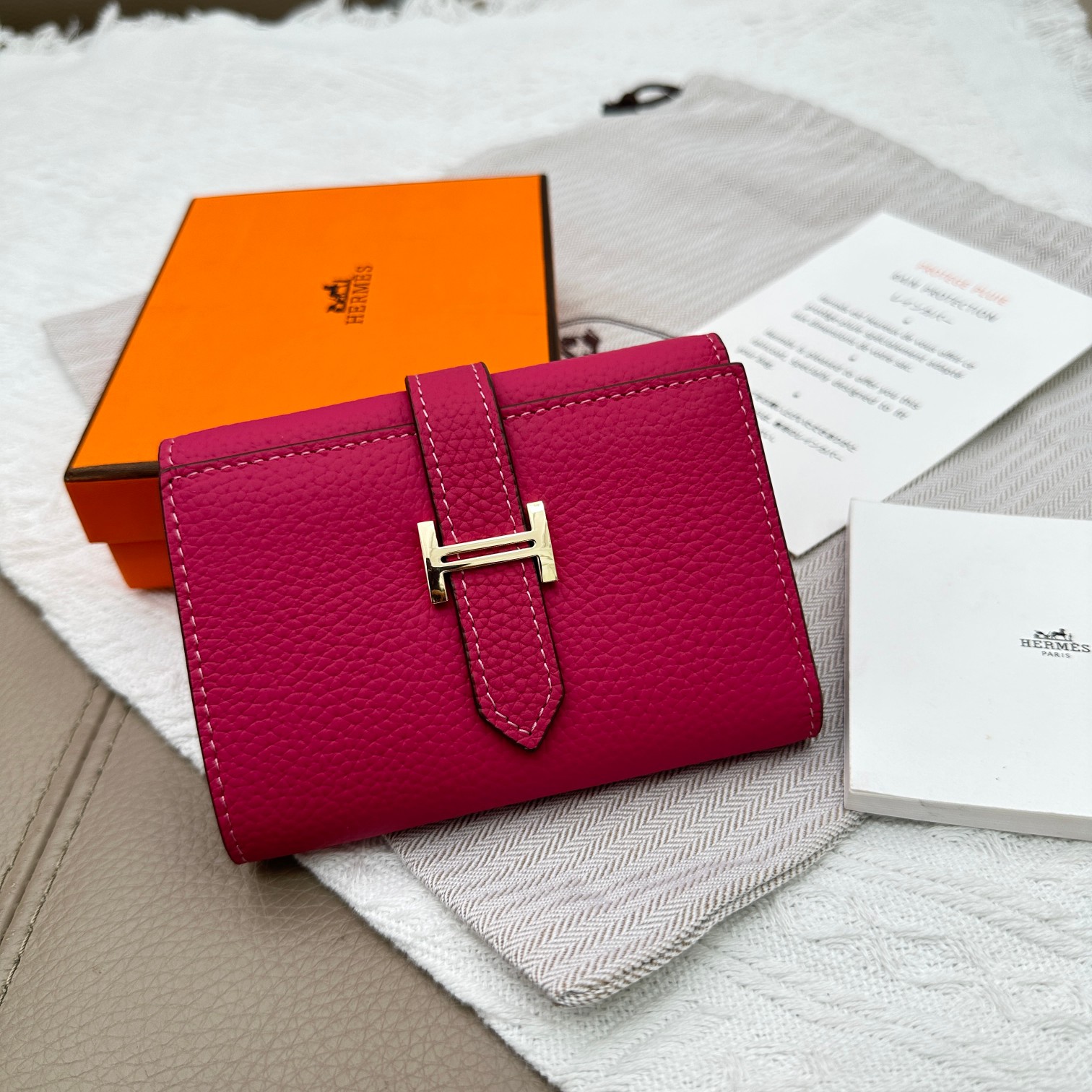 Hermes Togo 皮 三折財布 柔らかい手触り