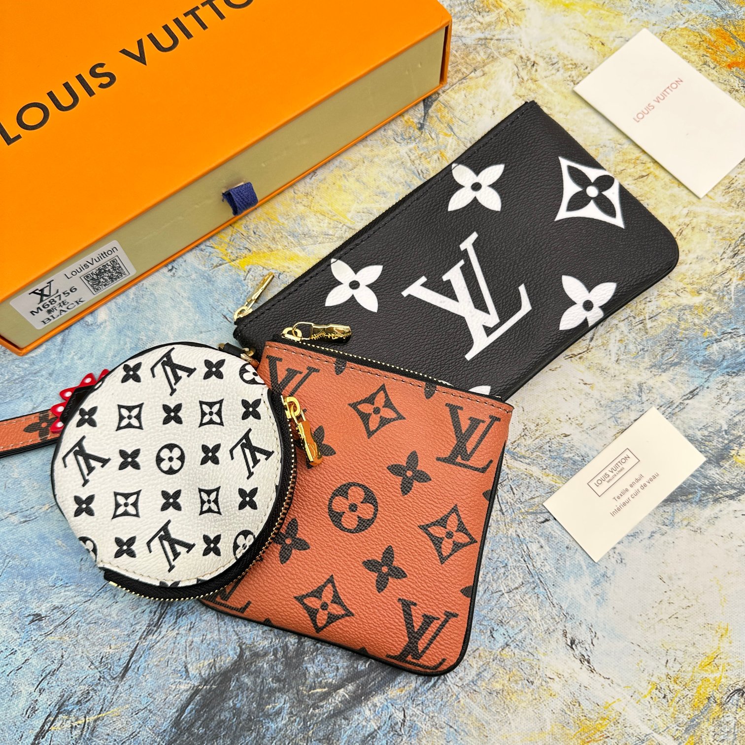 Leather wallet set front view