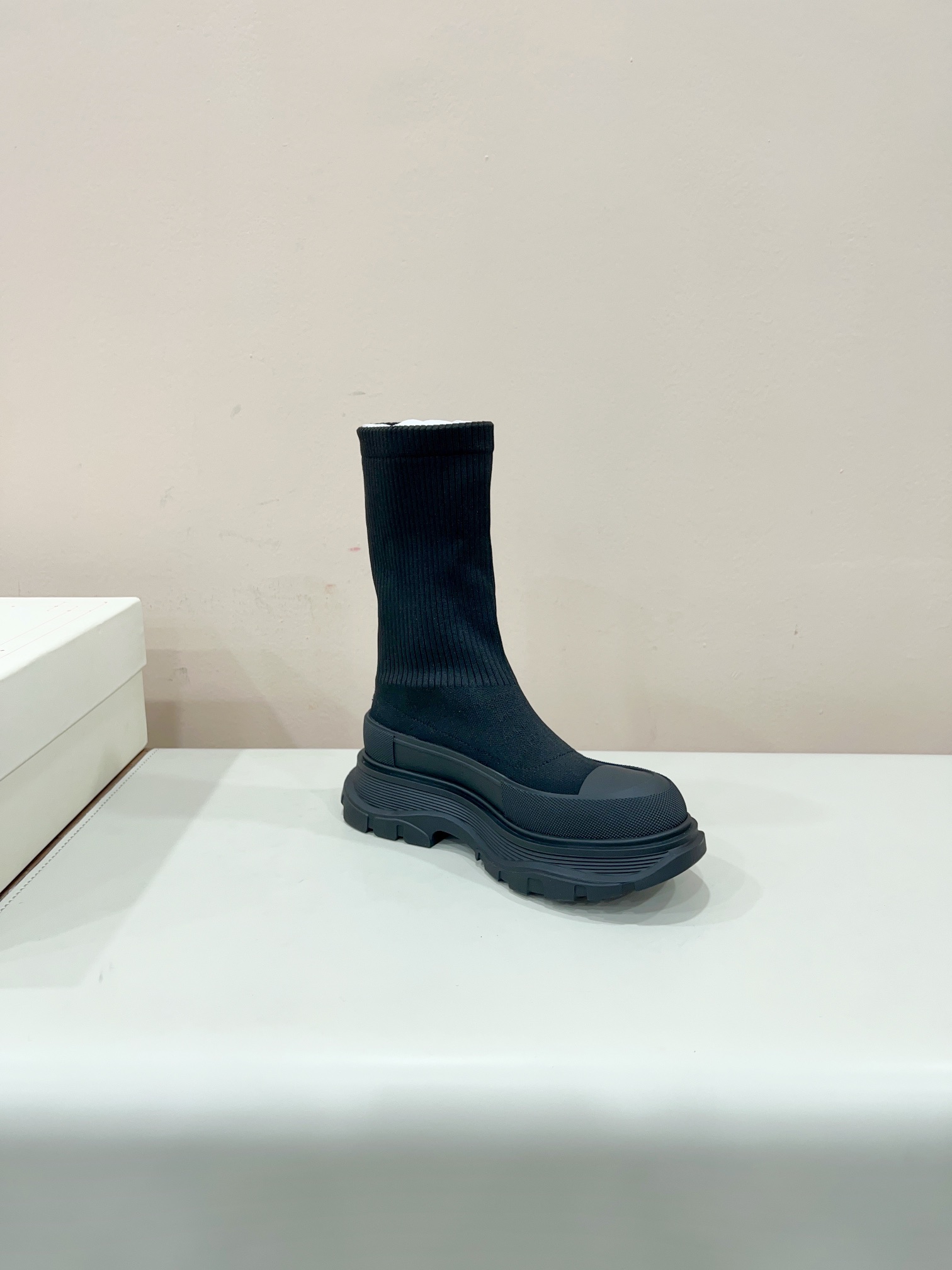 2023 Alexandre McQueen Weasel Boots Certified: Stylish, Lightweight, High-Impact Points. - 图片 1