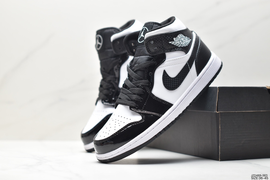 Nike Air Jordan 1 Retro High OG ”Black/White” AJ1 Michael Jordan mid-top basketball shoes DR6492-100