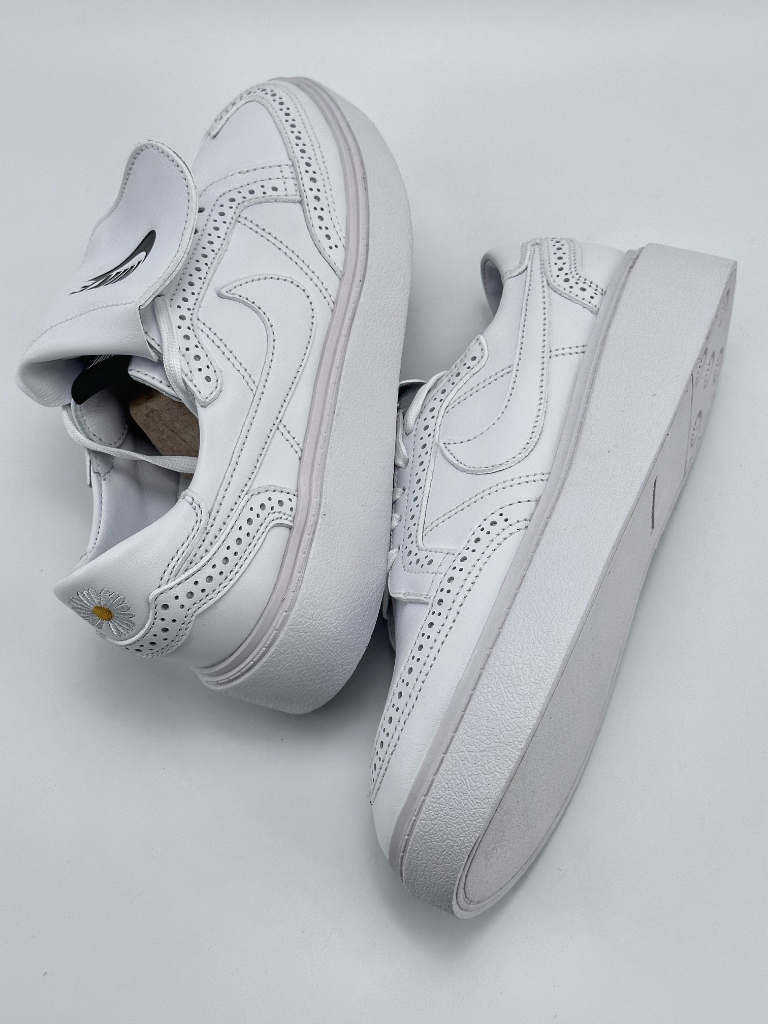 PEACEMINUSONE x NK KWONDO 1 Daisy White Quan Zhilong 4.0 Joint Low-top Sports Leisure Board DH2482-100