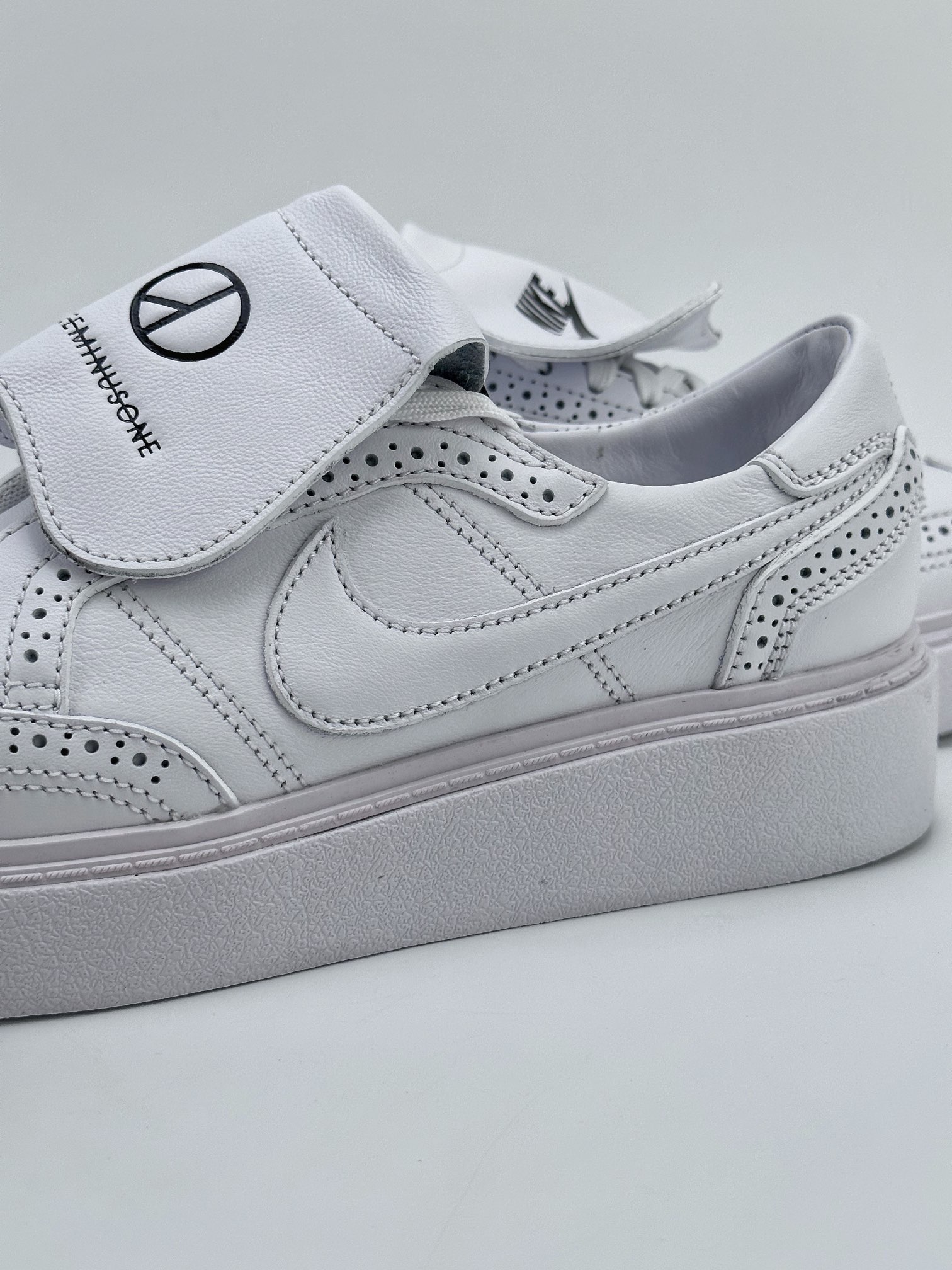 PEACEMINUSONE x NK KWONDO 1 Daisy White Quan Zhilong 4.0 Joint Low-top Sports Leisure Board DH2482-100