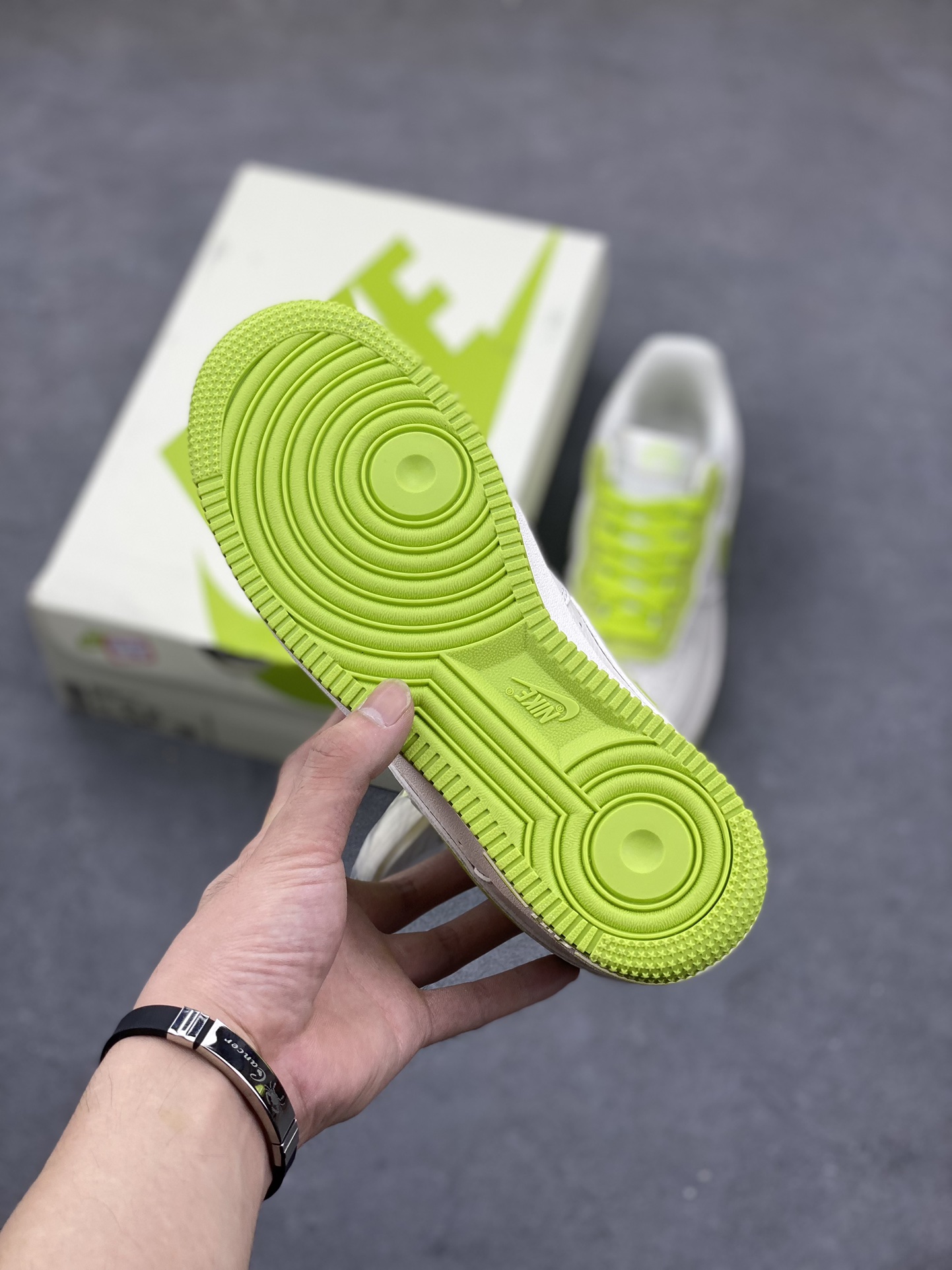 Nike Air Force 1 Low '40TH' White/Green Casual Sneakers - Limited Edition! 7 i1693342790 1021 5
