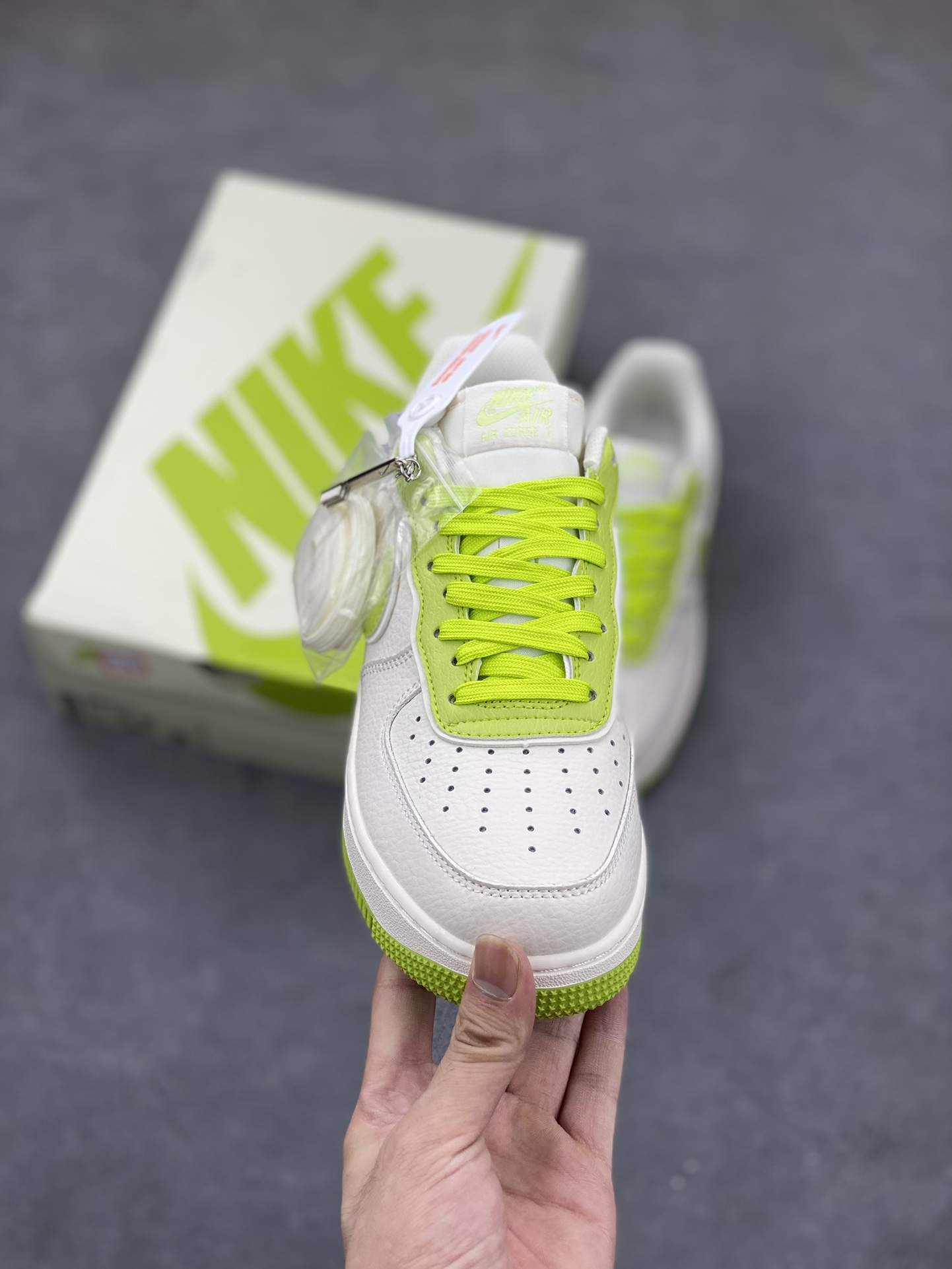 Nike Air Force 1 Low '40TH' White/Green Casual Sneakers - Limited Edition! 3 i1693342790 7808 1