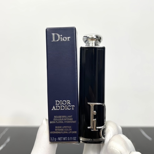 Dior Addict Shine Lipstick - Intense Color & Hydrating Floral Lip Care 1 Dior Addict Shine Lipstick - Intense Color & Hydrating Floral Lip Care