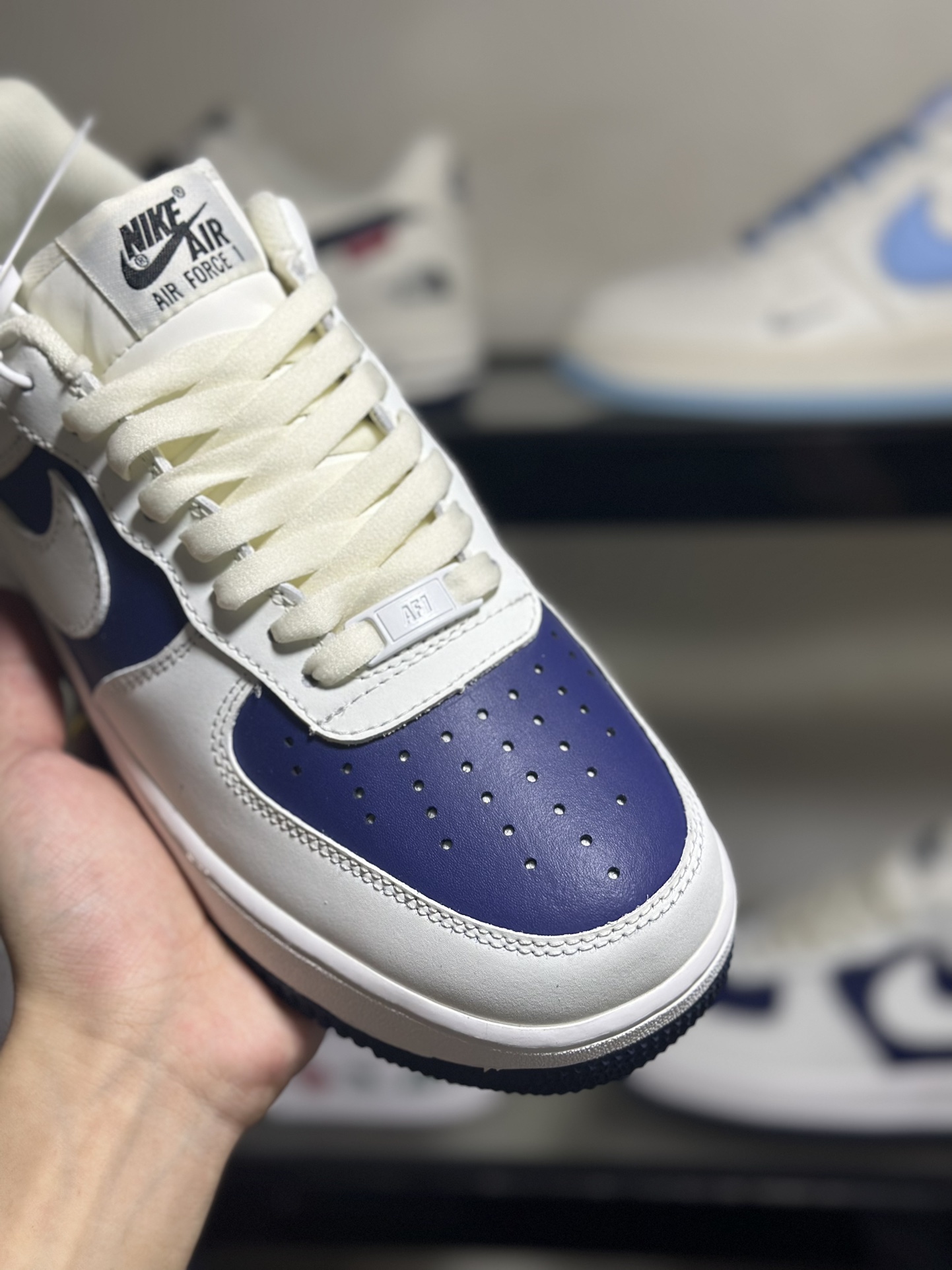 NikeAirForce1Low米蓝