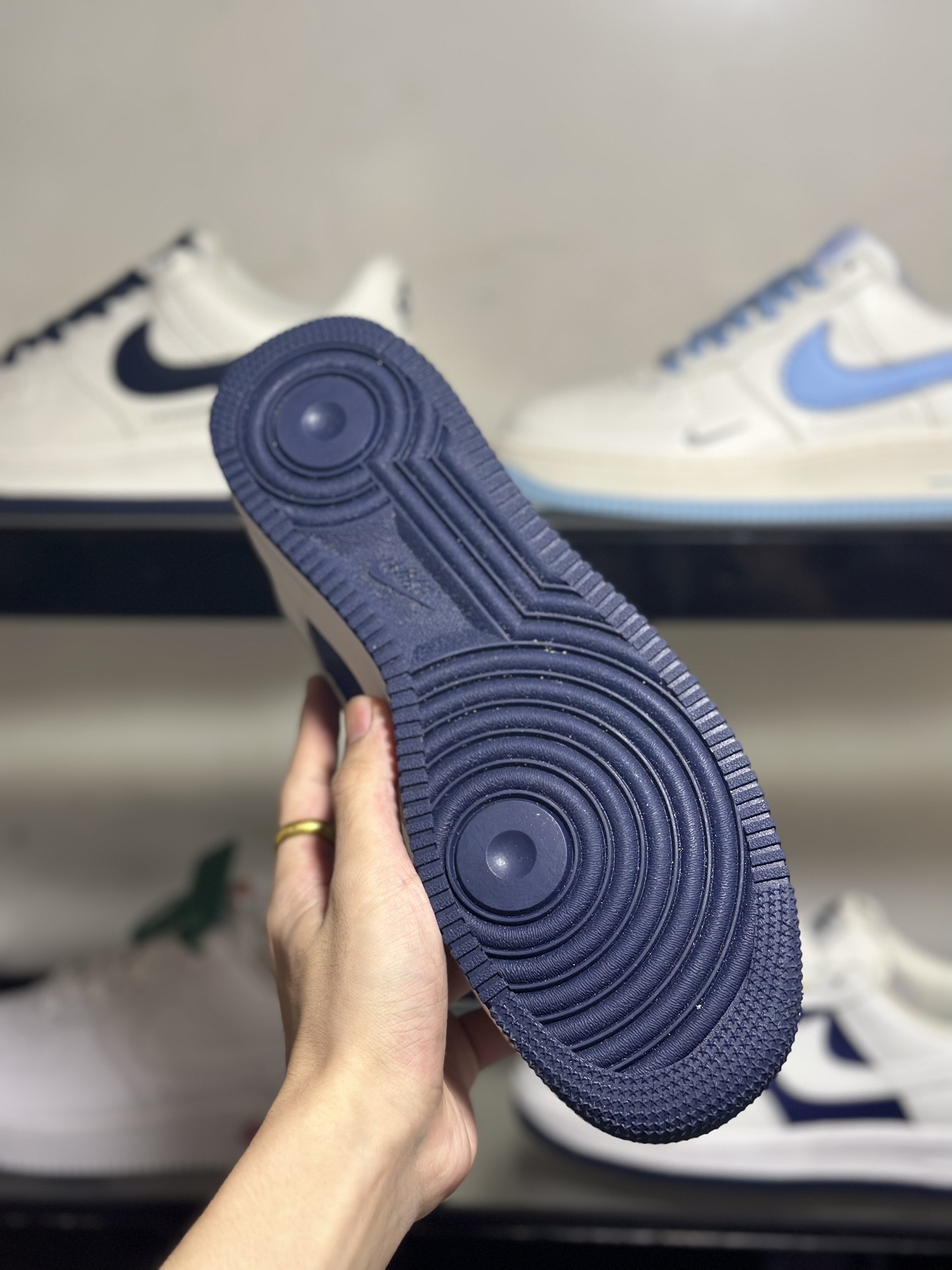 NikeAirForce1Low米蓝