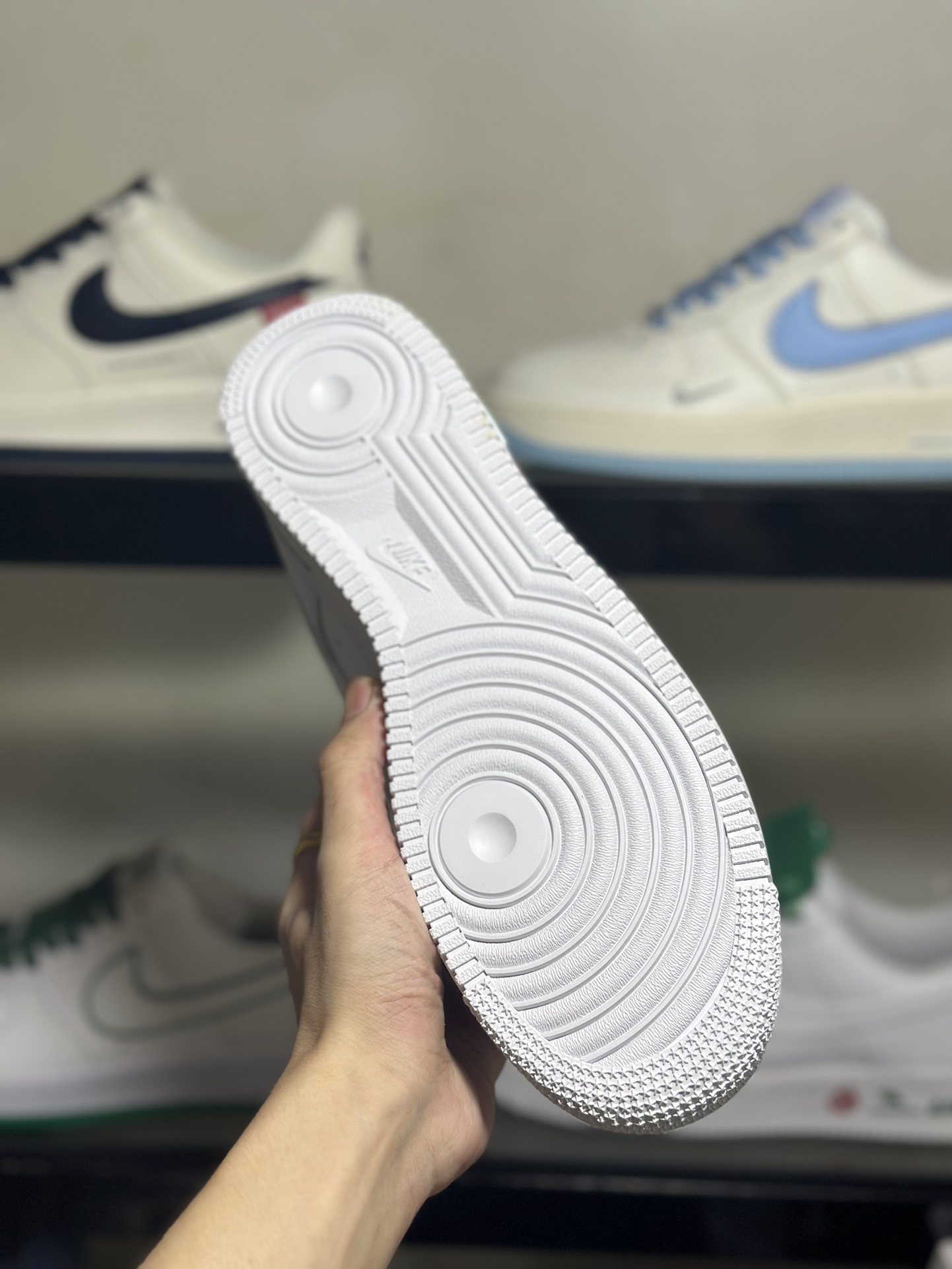 NikeAirForce107白红玫