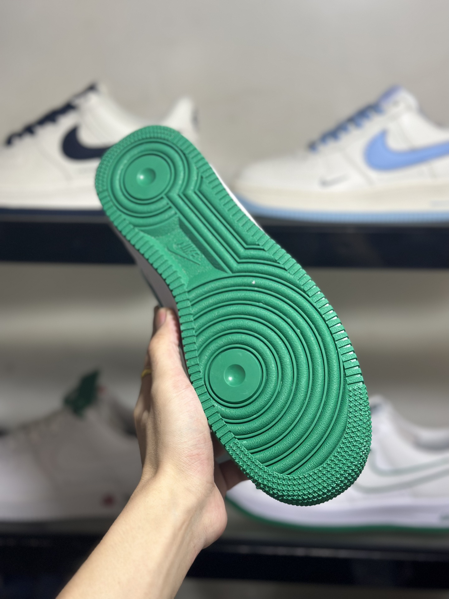 海外限量发售！公司级NIkeAirF