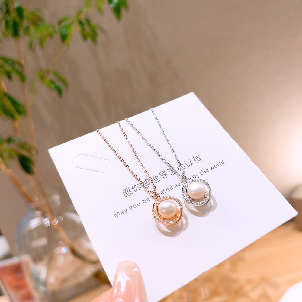 シック純銀ネックレスゴールド 職場