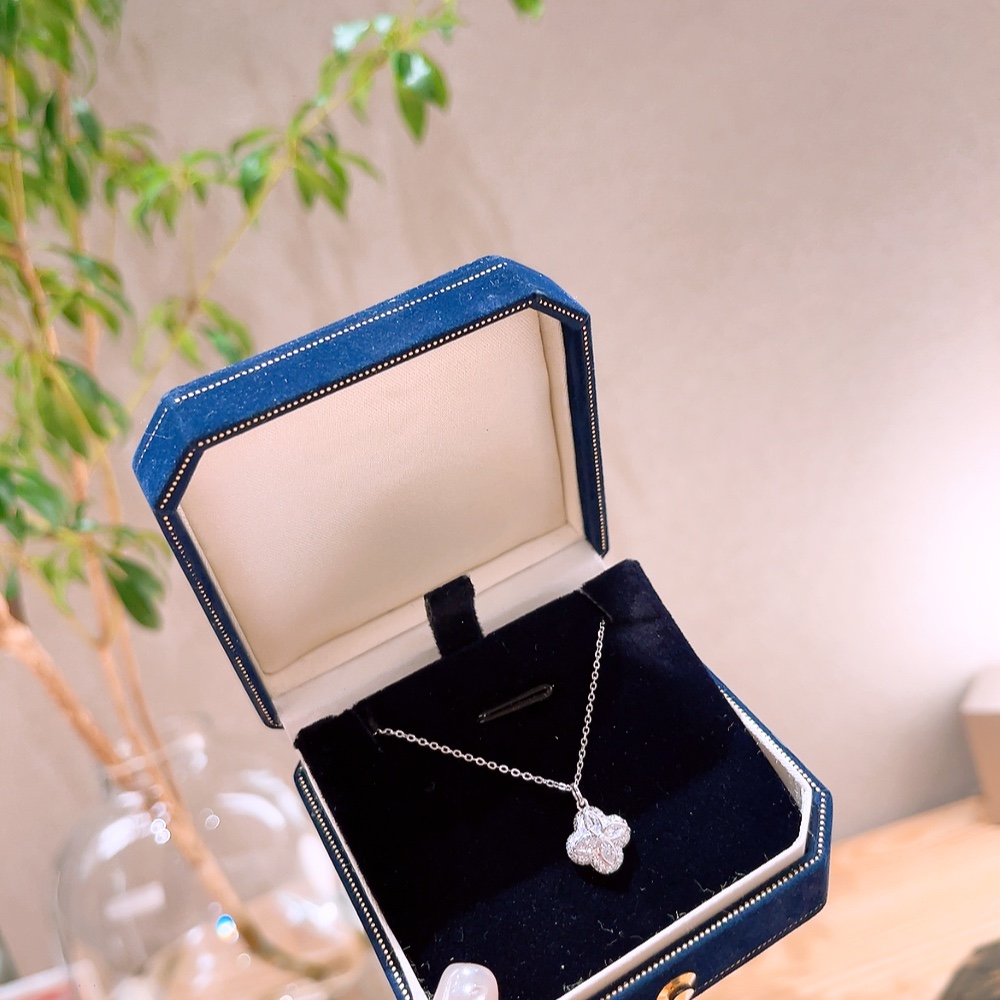 Low Allergy Silver Necklace Elegant Mother's Birthday Silver