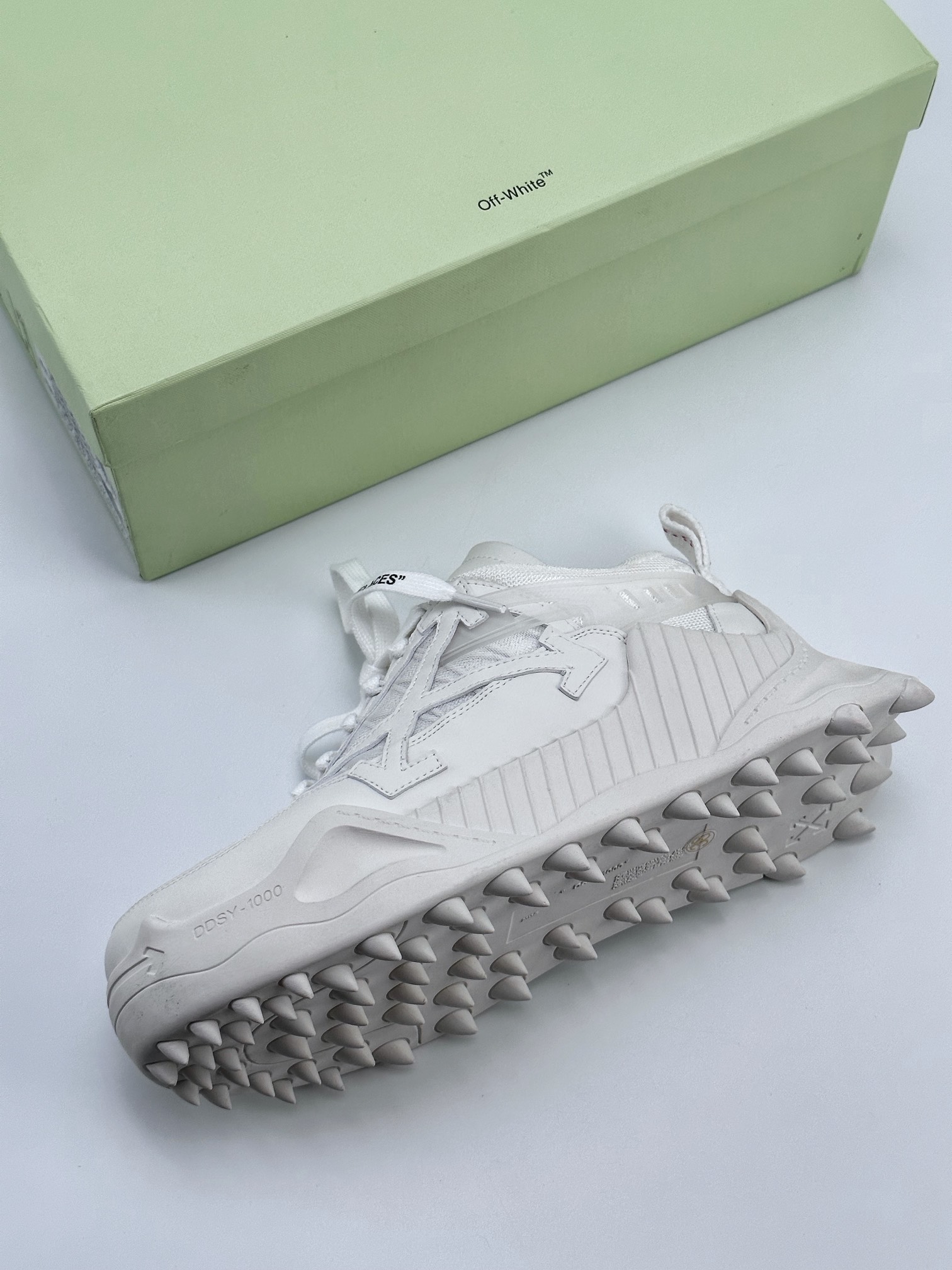 OFF-WHITE 2020 Spring/Summer Show Sneakers