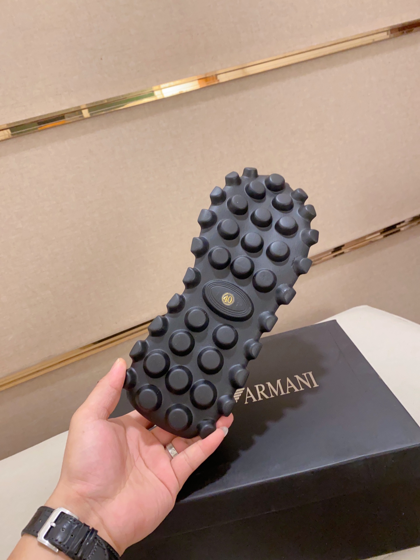 precio de fábrica Nueva Armani ARMARNI sitio web oficial de sincronización contador de calidad Chau 