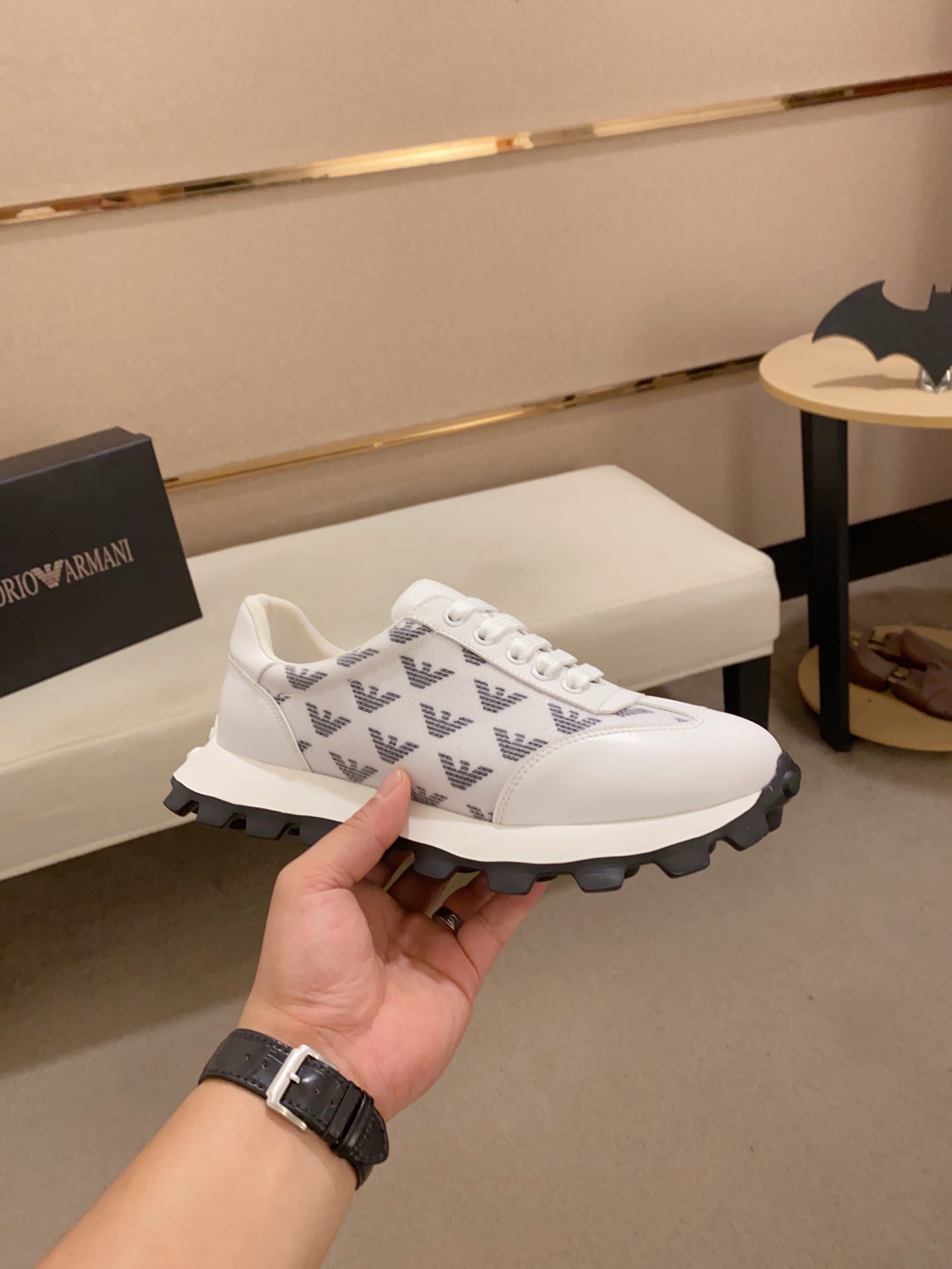 precio de fábrica Nueva Armani ARMARNI sitio web oficial de sincronización contador de calidad Chau 