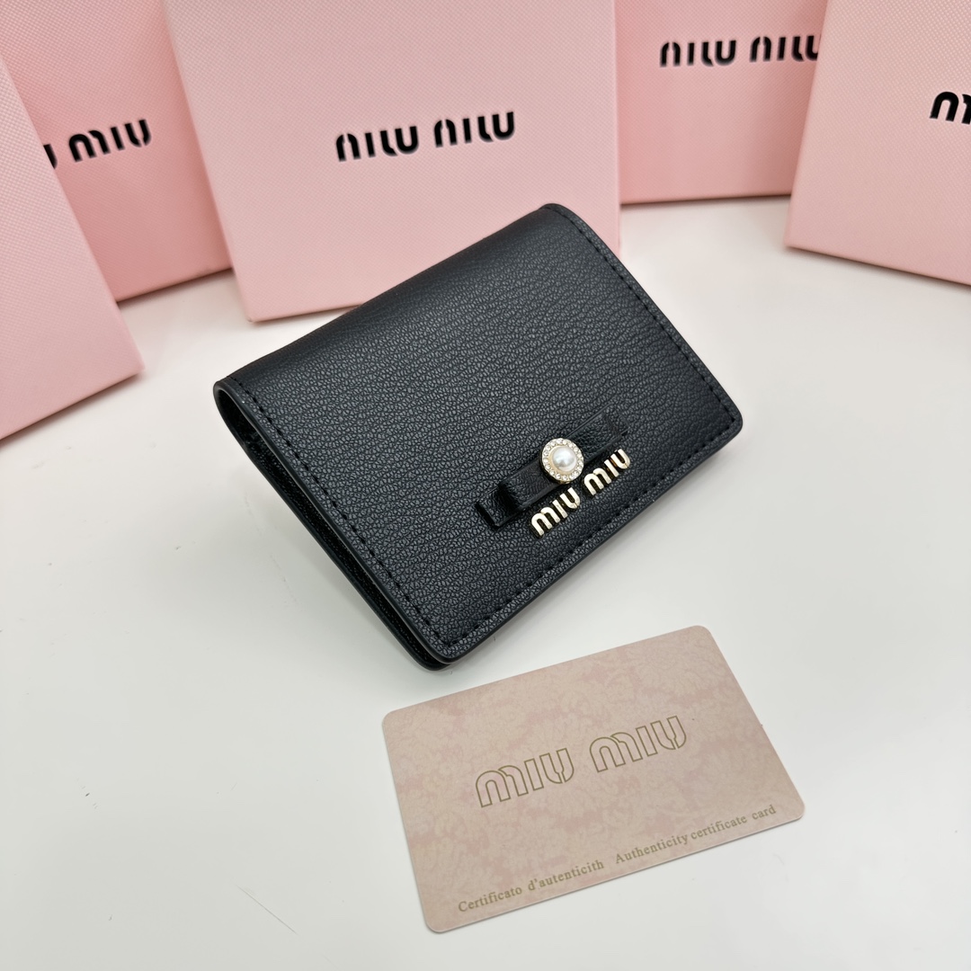 Brand:** Miu Miu - Comprehensive 2