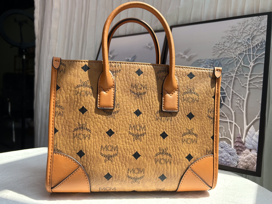 MCM 新款迷你托特， 图