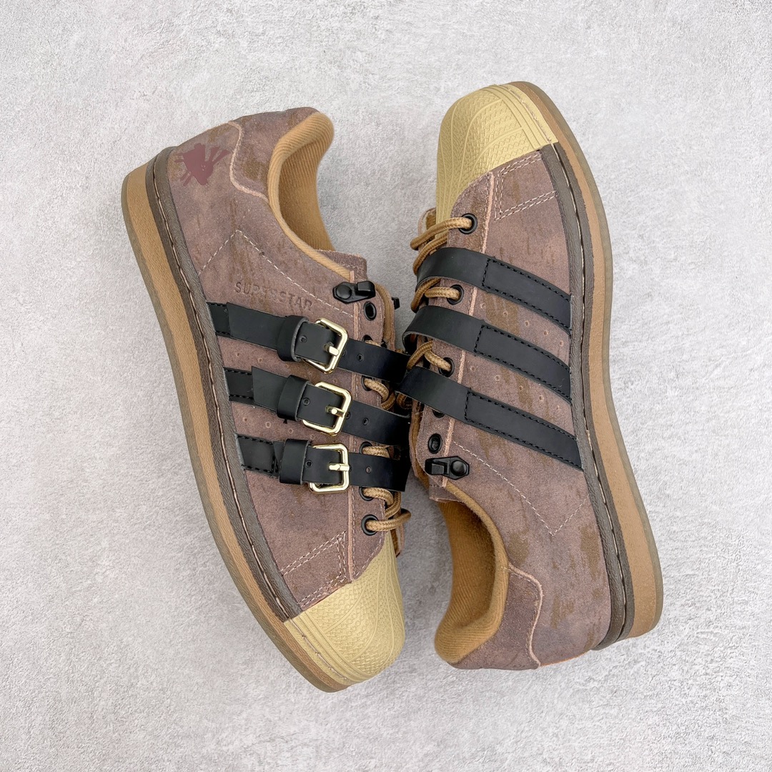 图片[3]-＃绿X特供 Melting Sadness × AD Originals Superstar \\\”Karoro Hole\\\” 经典贝壳头休闲板鞋 联名黑棕 H06344 独家控货 平台正单 全鞋百分百原材料 全鞋电脑针车 Logo针车间距针数原版一致 皮料切割冲裁零瑕疵 原鞋一致含胶量大底 原盒中文内外标 大几率过验 不对比市面只对比原鞋 只服务最高端市场 尺码：35 36 36.5 37 38 38.5 39 40 40.5 41 42 42.5 43 44 44.5 45-选品中心