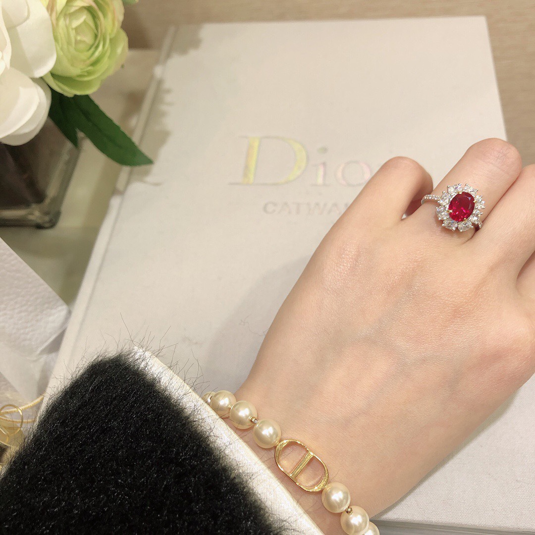Dior Classic Gold-Tone CD Pearl Necklace & Bracelet Set - Comprehensive 8