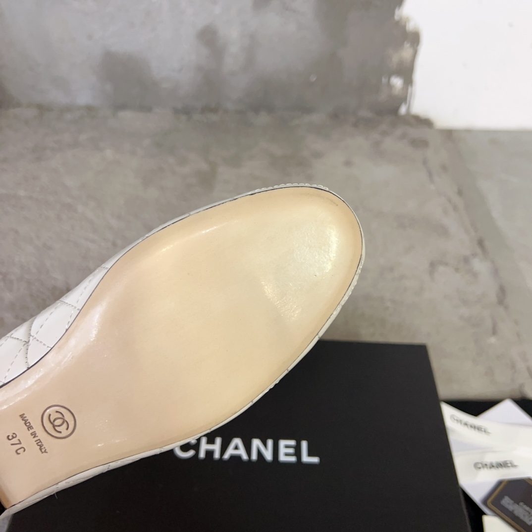 CHANEL23c新品金属扣单鞋芭蕾