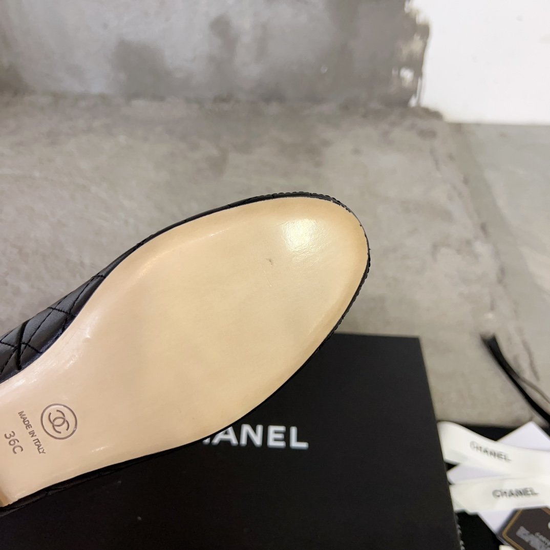 CHANEL23c新品金属扣单鞋芭蕾