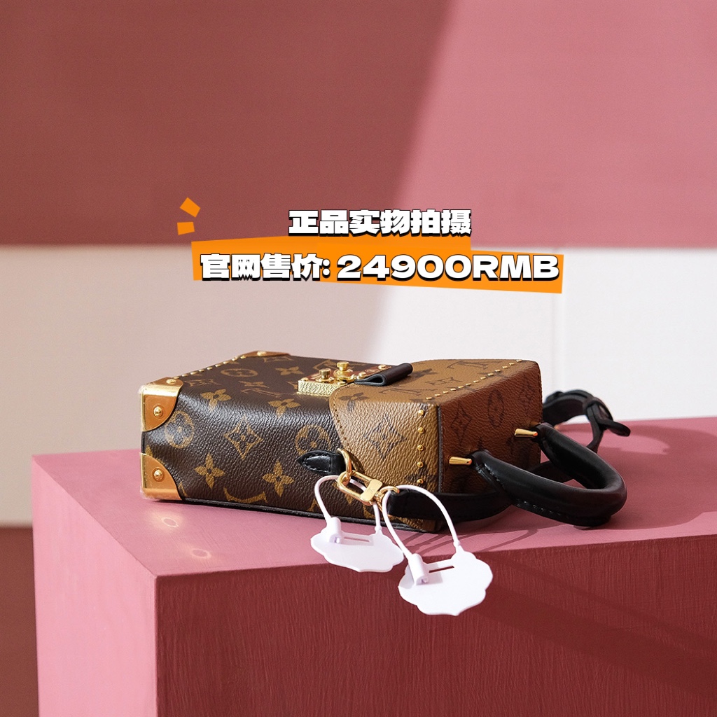 𝐂𝐀𝐌𝐄𝐑𝐀 𝐁𝐎𝐗 系列 M82465 免检版本
■ 正品拍摄展示 ■
官网售价: 24900 𝙧𝙢𝙗