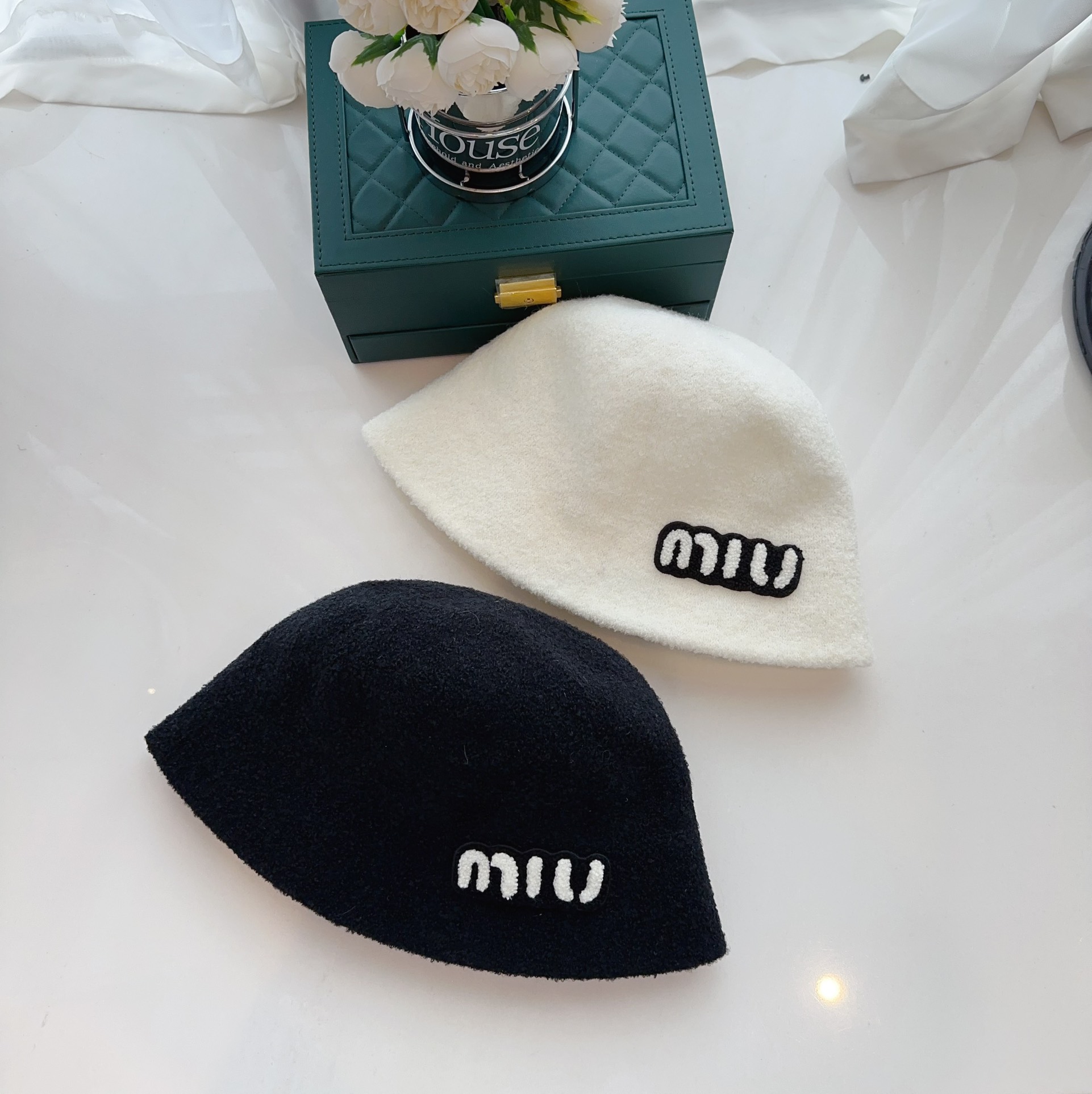 미우미우 모자 81155 Miu Miu Cap