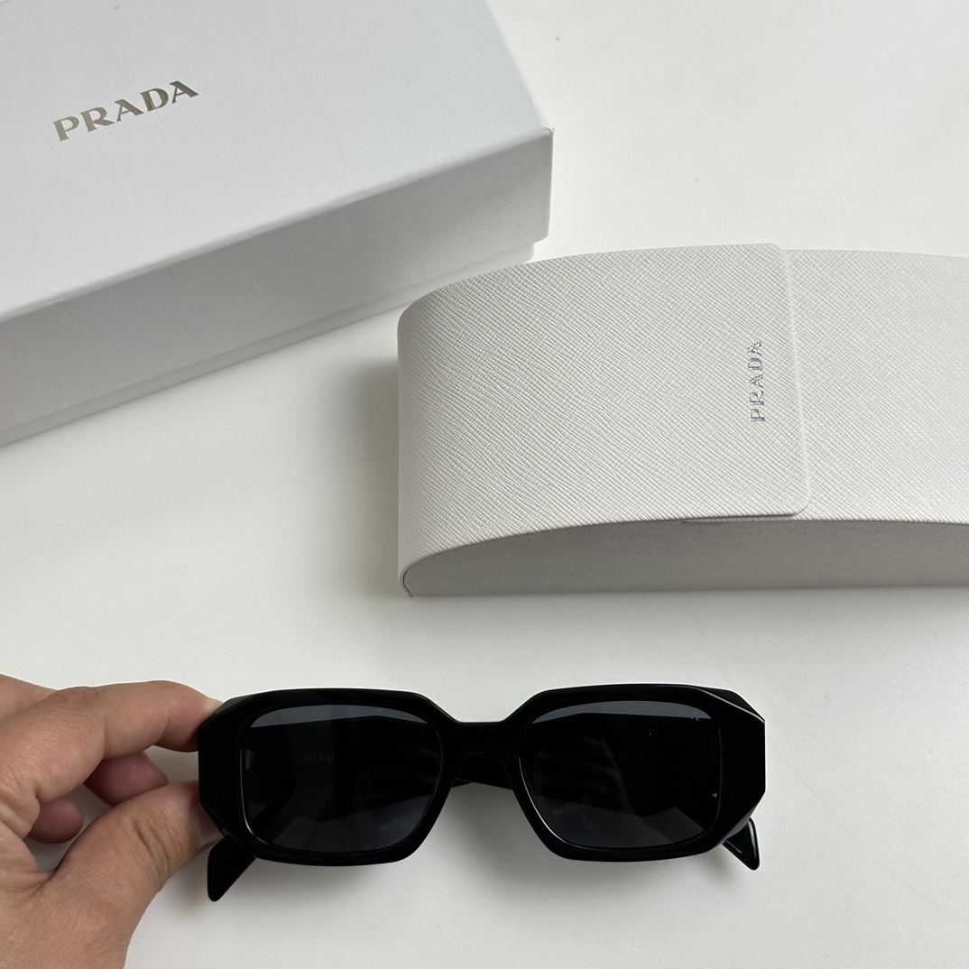 - PRADA modelo más vendido SPR17WF 🉐105