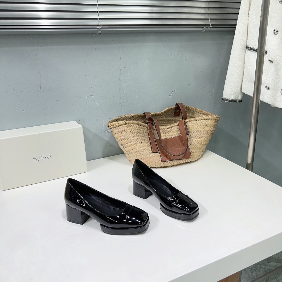 High Quality Autumn/Winter Mary Jennifer Shoes: Nostalgic Design, Modern Style, Versatile, Original, Invincible - 图片 1