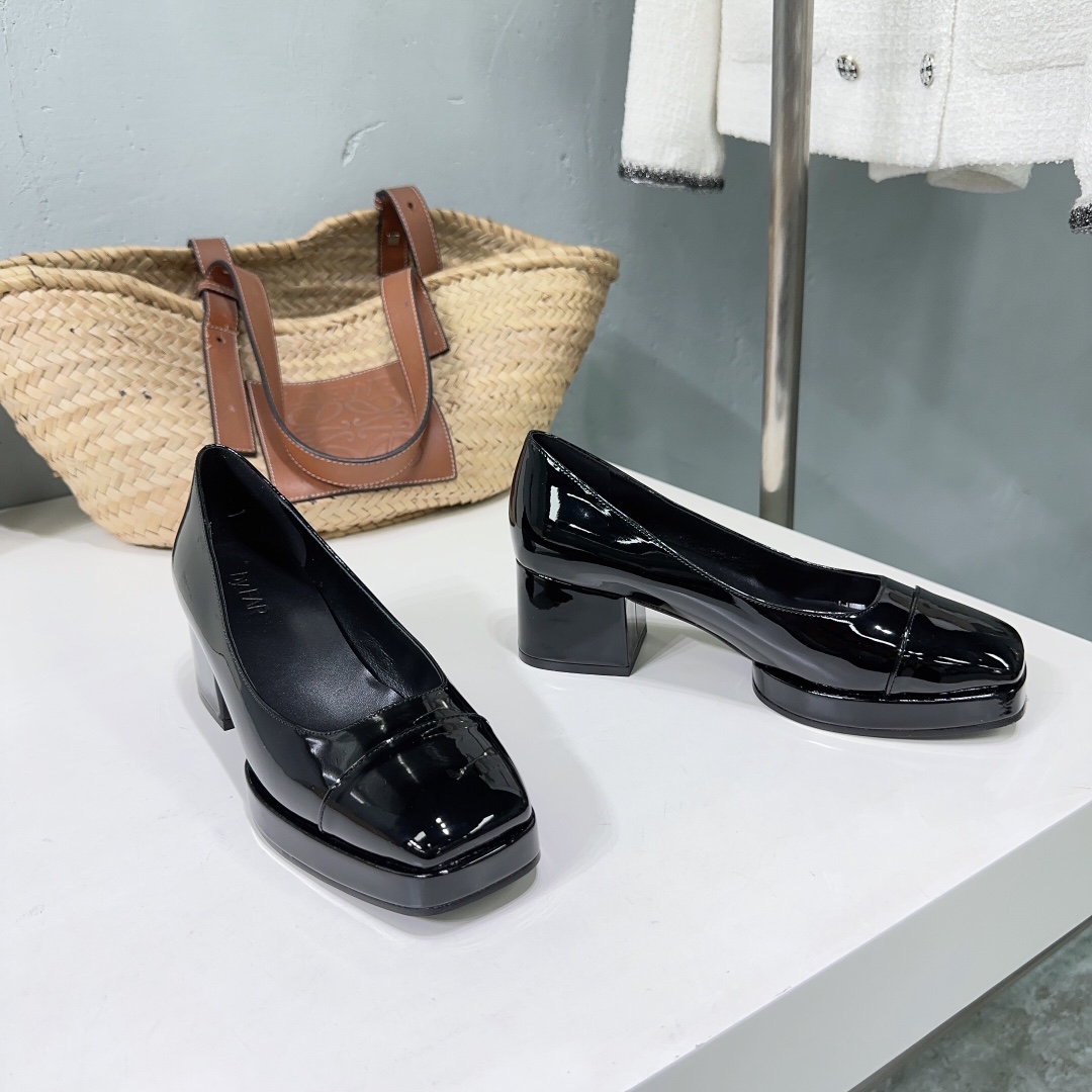 High Quality Autumn/Winter Mary Jennifer Shoes: Nostalgic Design, Modern Style, Versatile, Original, Invincible - 图片 4