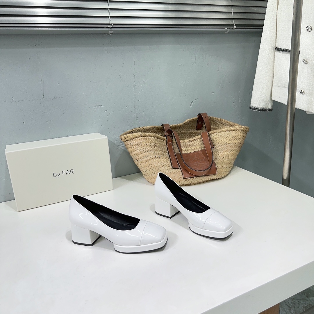 “High-Quality Exit 675: Mary Jennifer Shoes for Autumn and Winter”