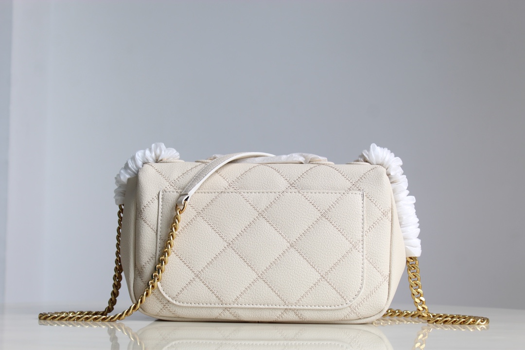 Tory Burch Tory Burch23年新款willa系列盖头包 山羊皮翻盖单肩斜挎包 肩带自由调节