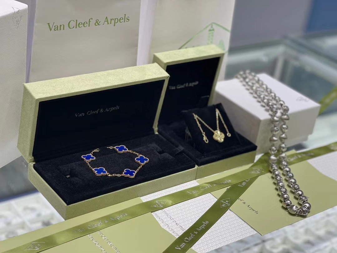 Van Cleef & Arpels VCA 四叶草五花手链/