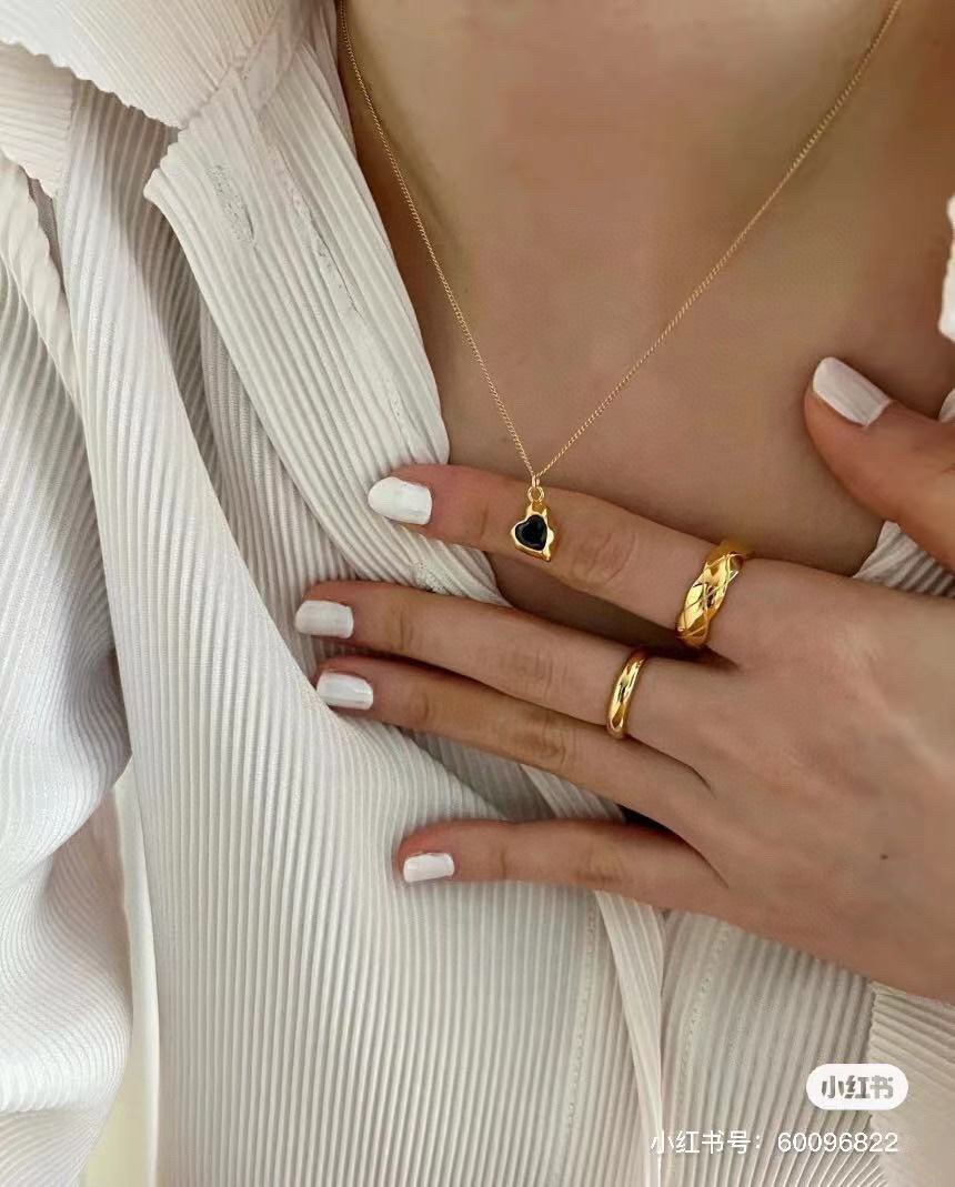 Celine AAAAA+
 Jewelry Necklaces & Pendants Fashion