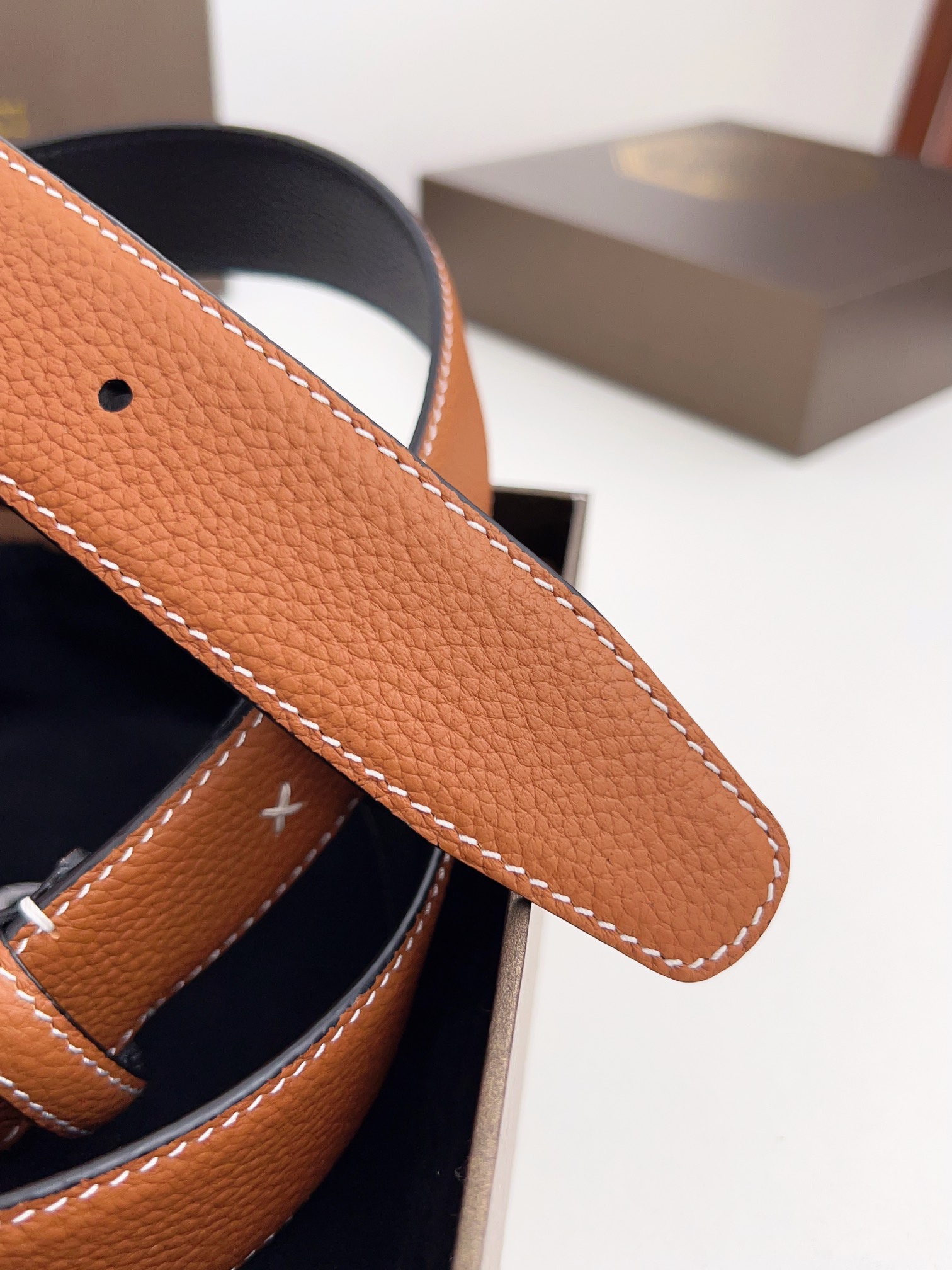 Real-Grade Stephen Man’s Belt: Soft-Headed Calves, Brass Pin Buttons, Commercial Leisure Matching - 图片 6
