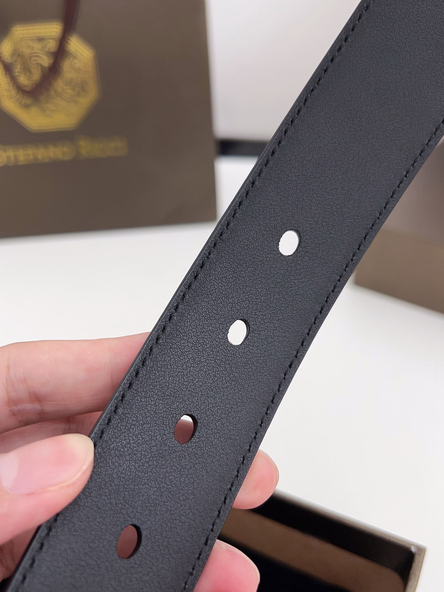 Real-Grade Stephen Man’s Belt: Soft Calves, Brass Buttons, 3.5cm Width, Commercial Leisure. - 图片 7