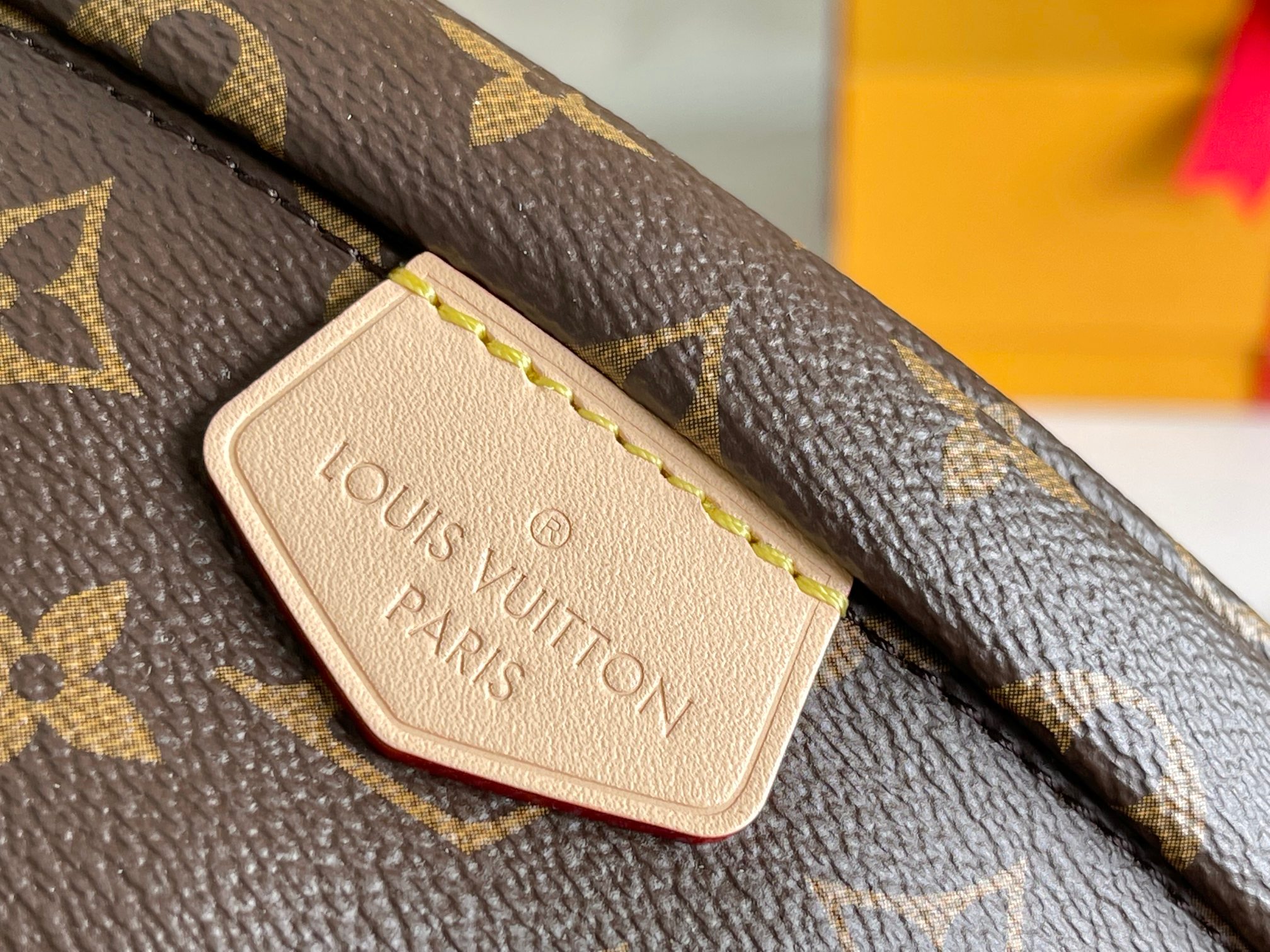 Louis Vuitton Haute Couture Classic Luxury Handbag Shoulder Crossbody 4