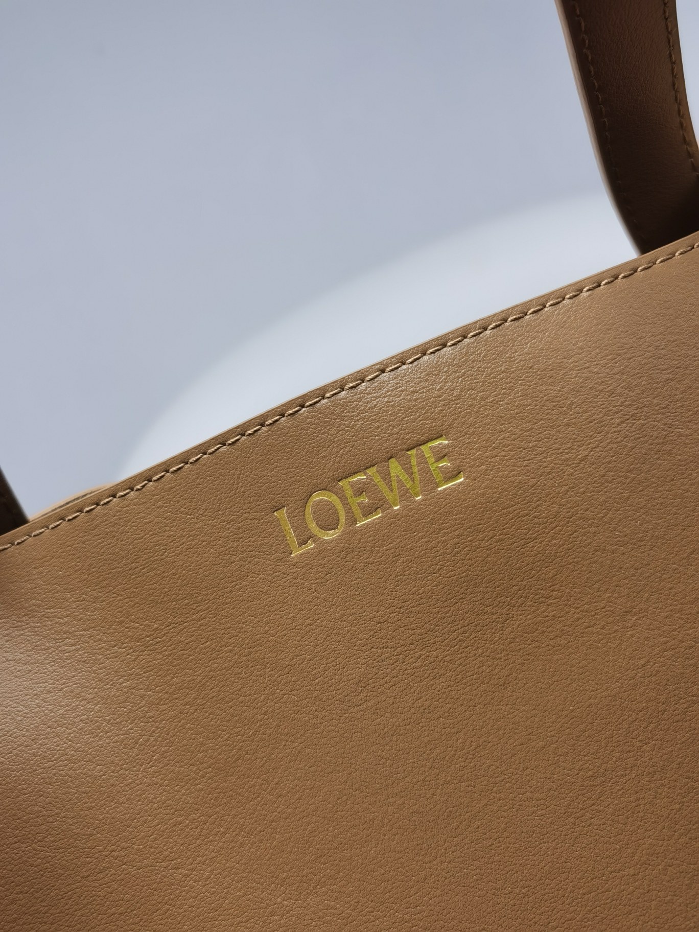 Loewe Puzzle Fold Large Tote Bag in Leather, Black/Tan, Versatile Design 6 a1693548628326 4211