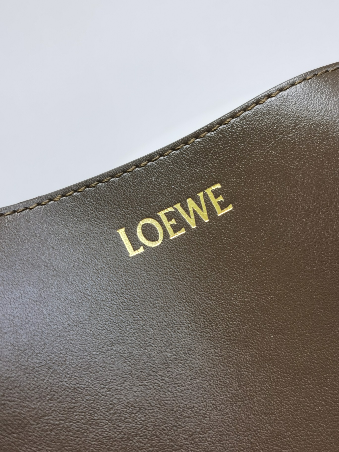 Loewe Puzzle Fold Large Tote Bag in Shiny Leather - Versatile and Stylish 5 a1693548884075 4060